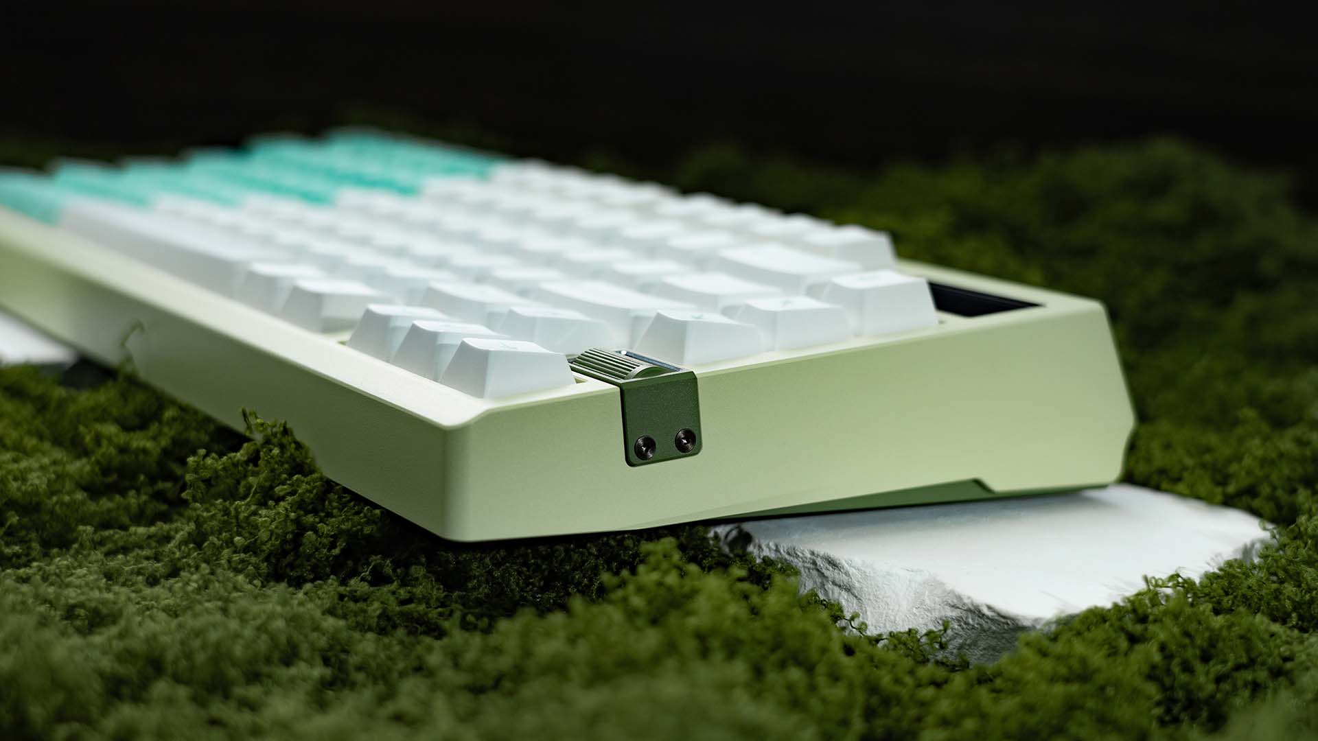 [In Stock] Zoom75 Tiga - Milky Green
