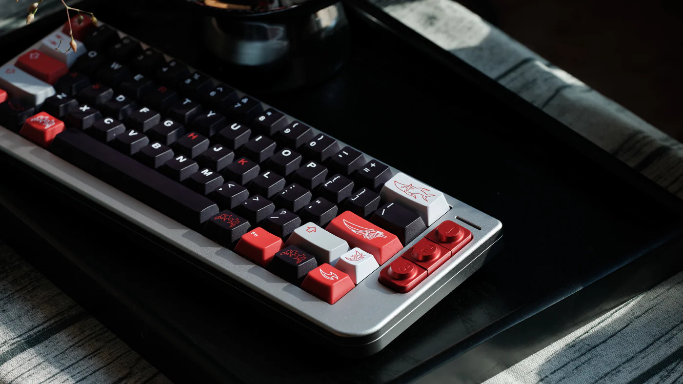 Keycap MW Shark Tail Cherry PBT Doubleshot - Base + Novelties