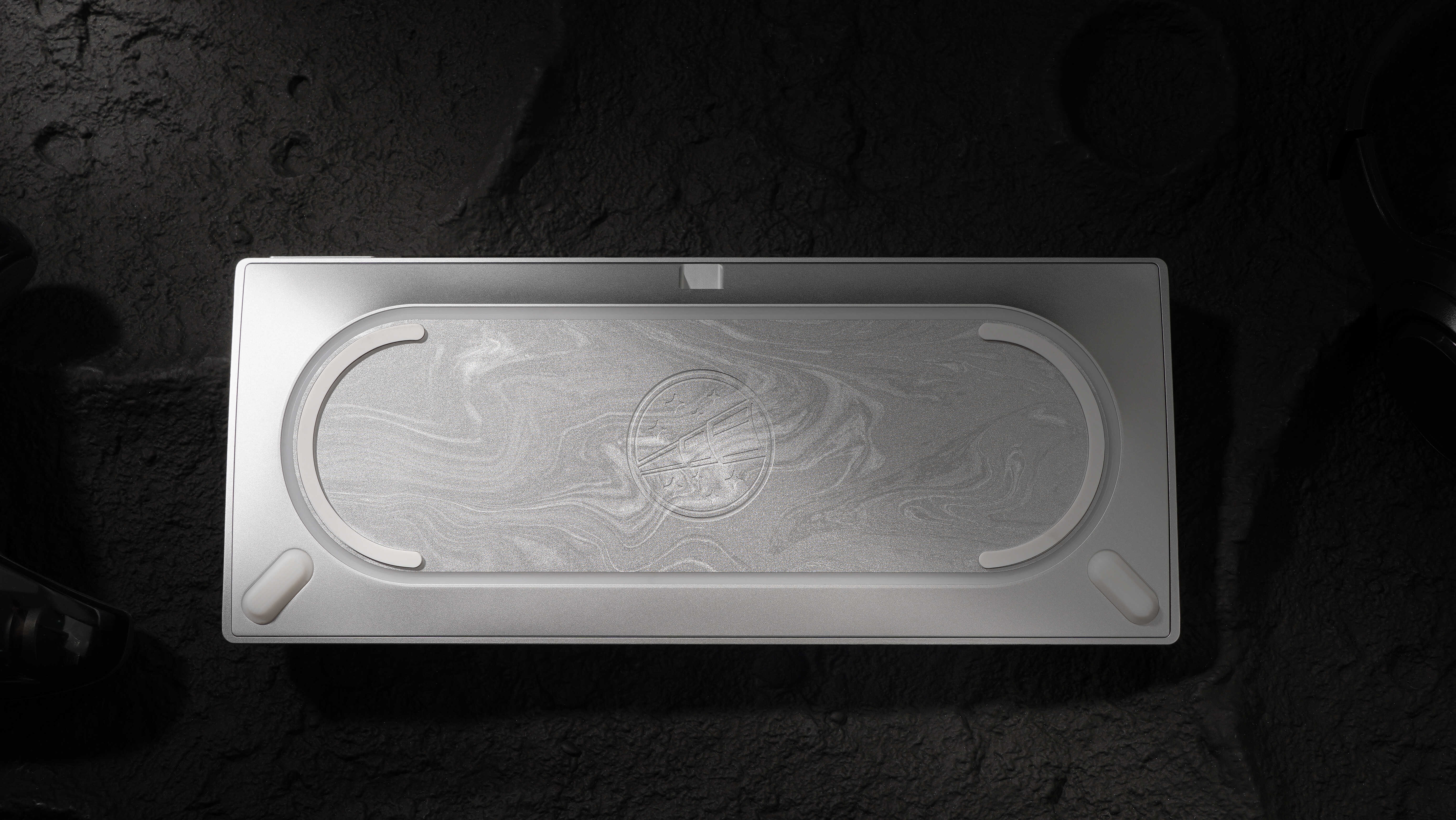 [GB] Zoom64 Mechanial Keyboard Kit - Forged Flow