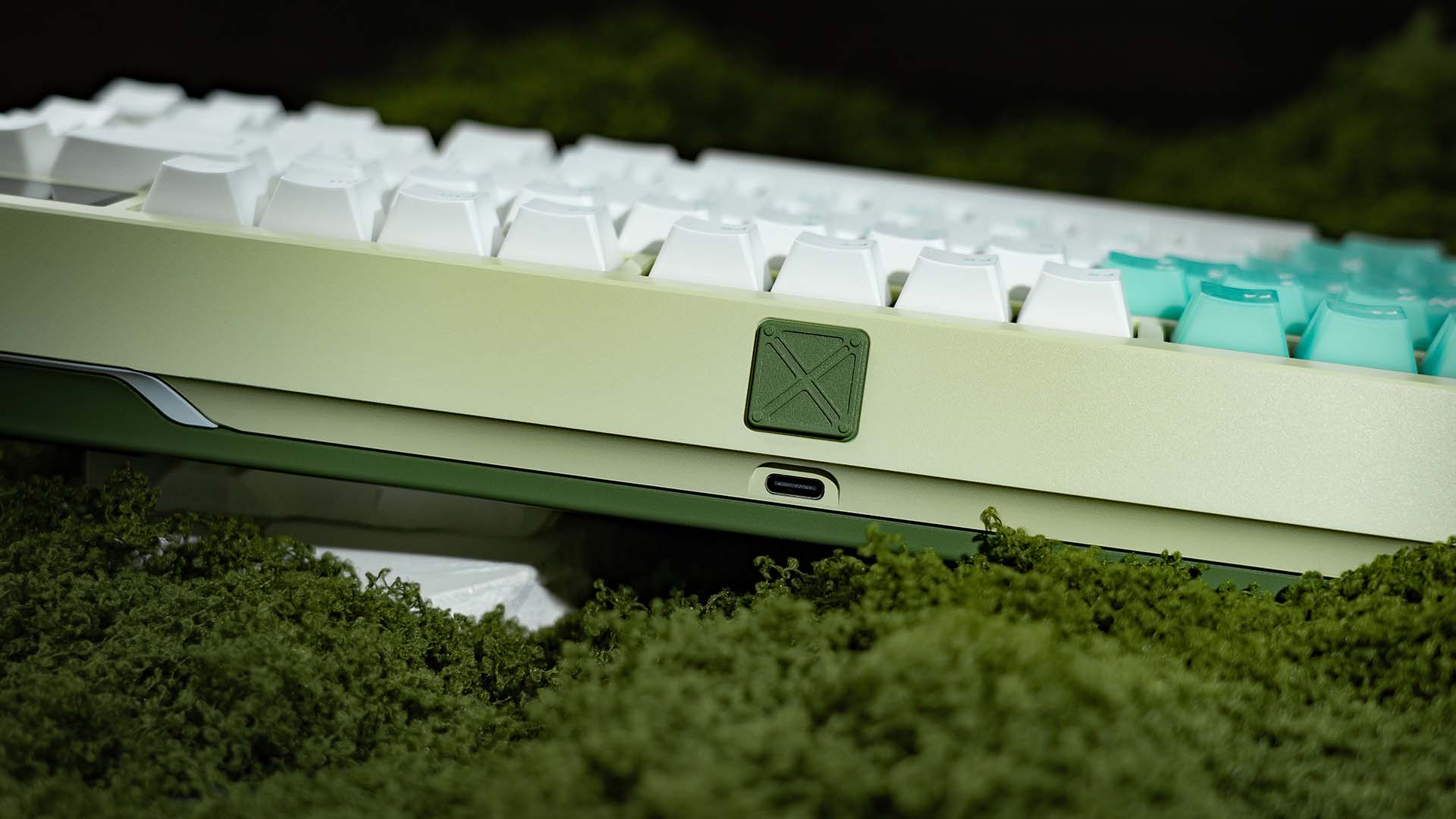 [In Stock] Zoom75 Tiga - Milky Green