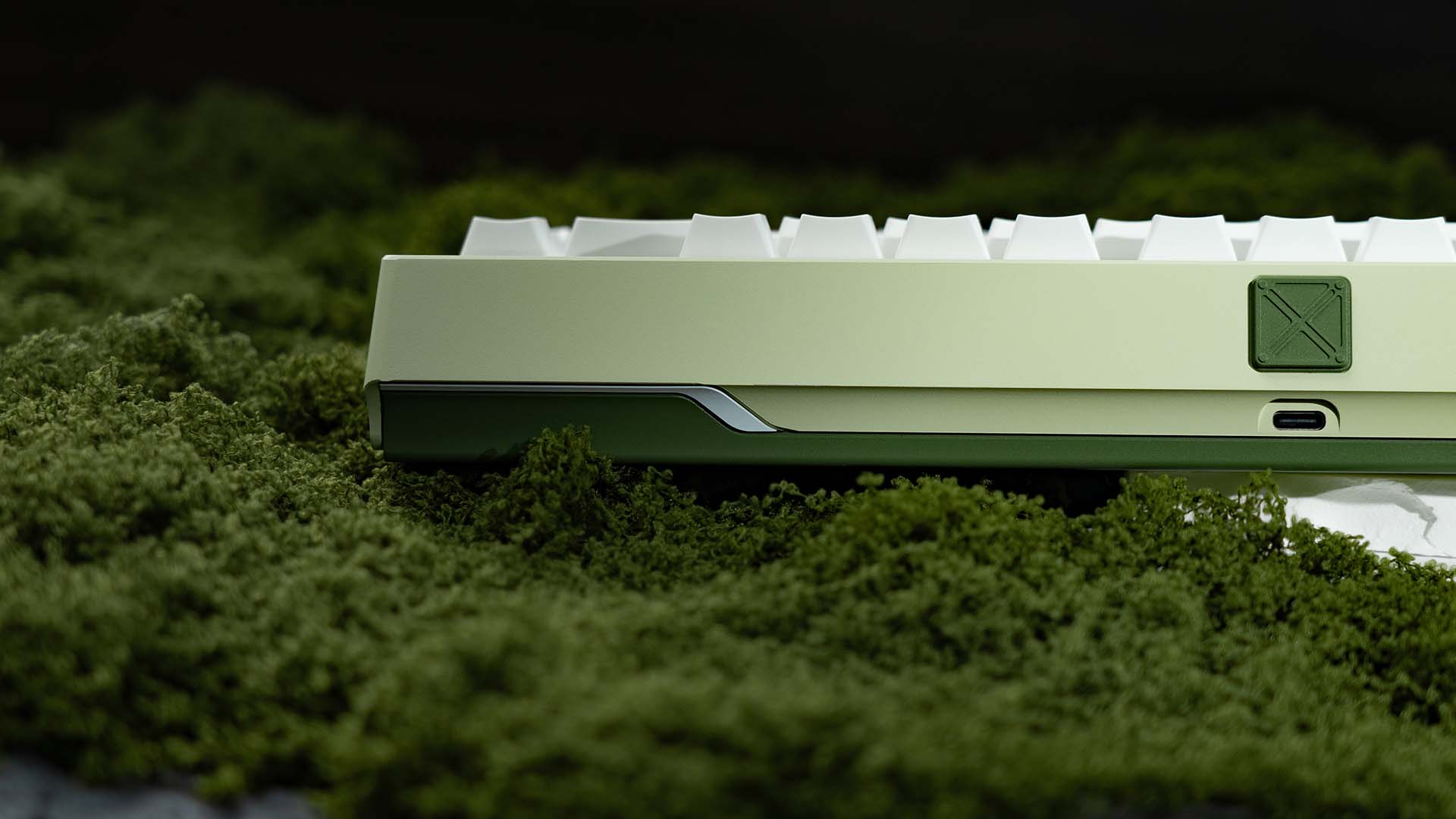 [In Stock] Zoom75 Tiga - Milky Green