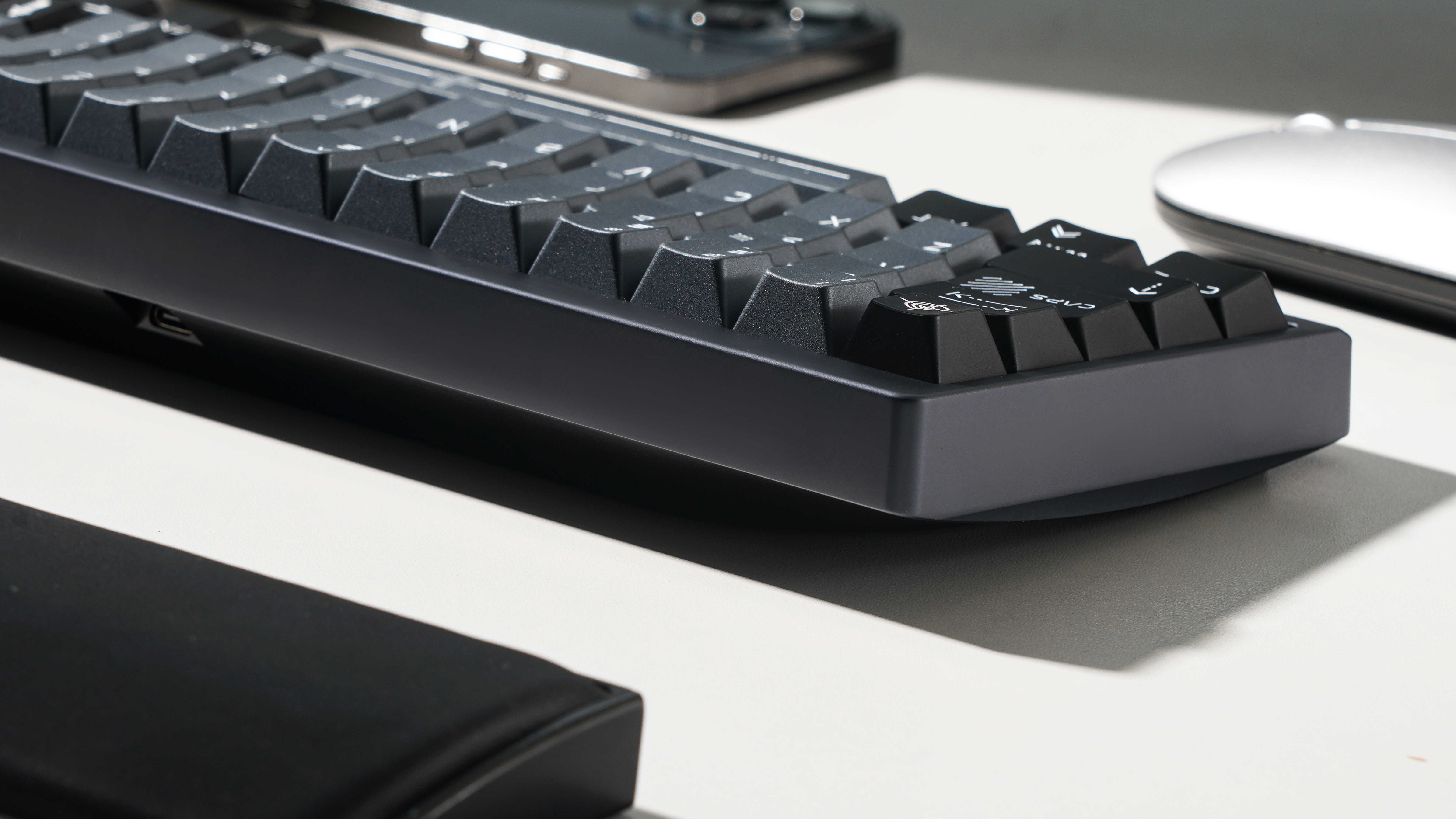 [GB] Zoom64 Mechanial Keyboard Kit - Titanium Gray