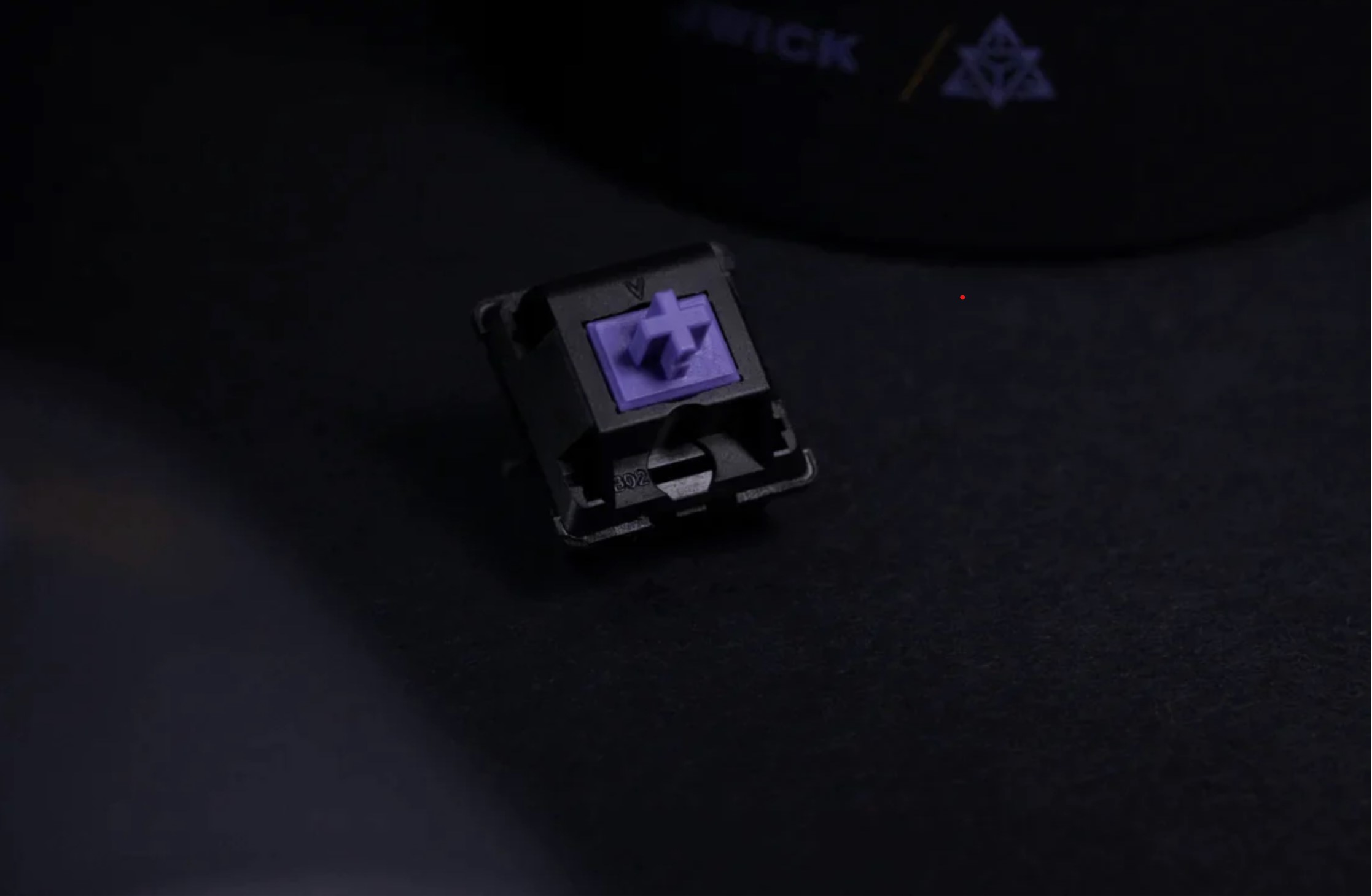 [In Stock] Switch Linear Vertex V1