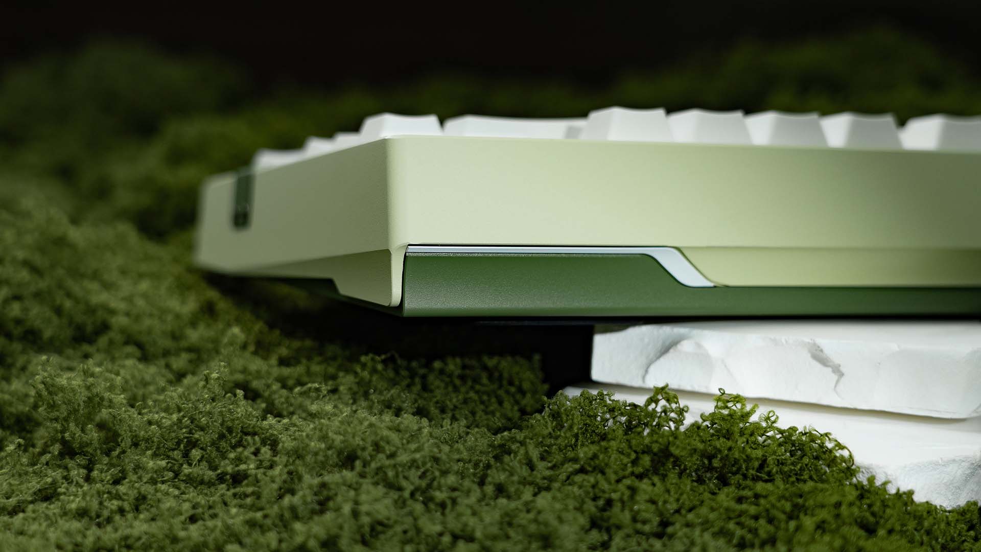 [In Stock] Zoom75 Tiga - Milky Green