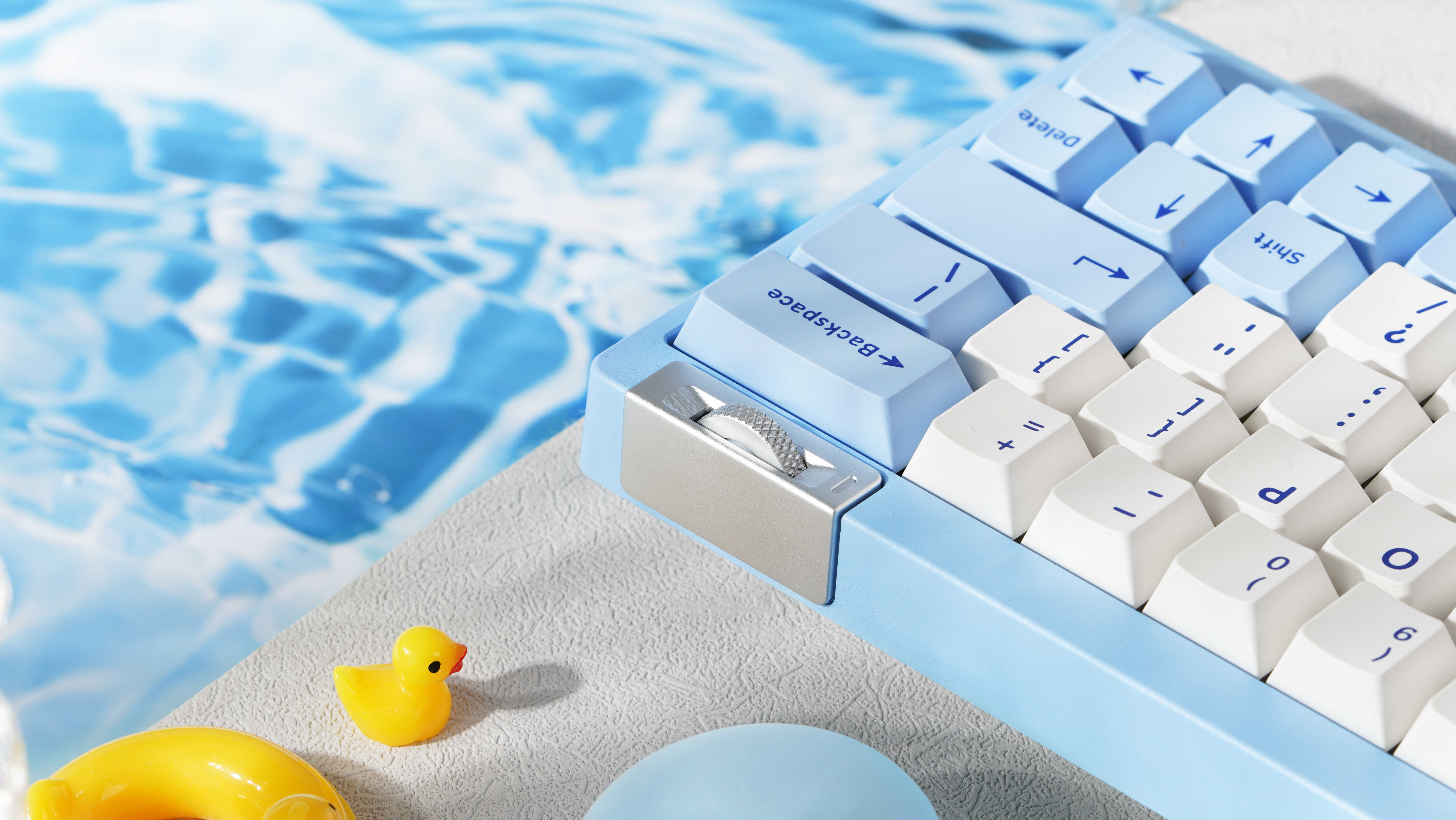 [GB] Zoom64 Mechanial Keyboard Kit - Cloud Mist Blue