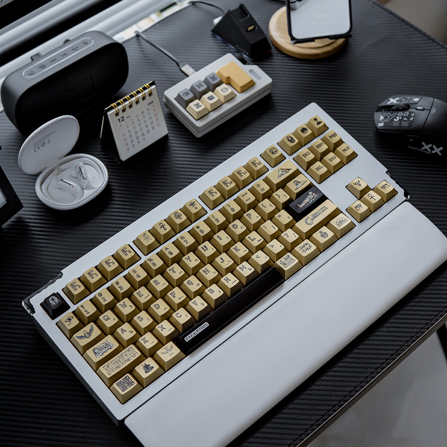 Keycap TapTempo Gold Egypt 2 Cherry PBT Dyesub (Bold)