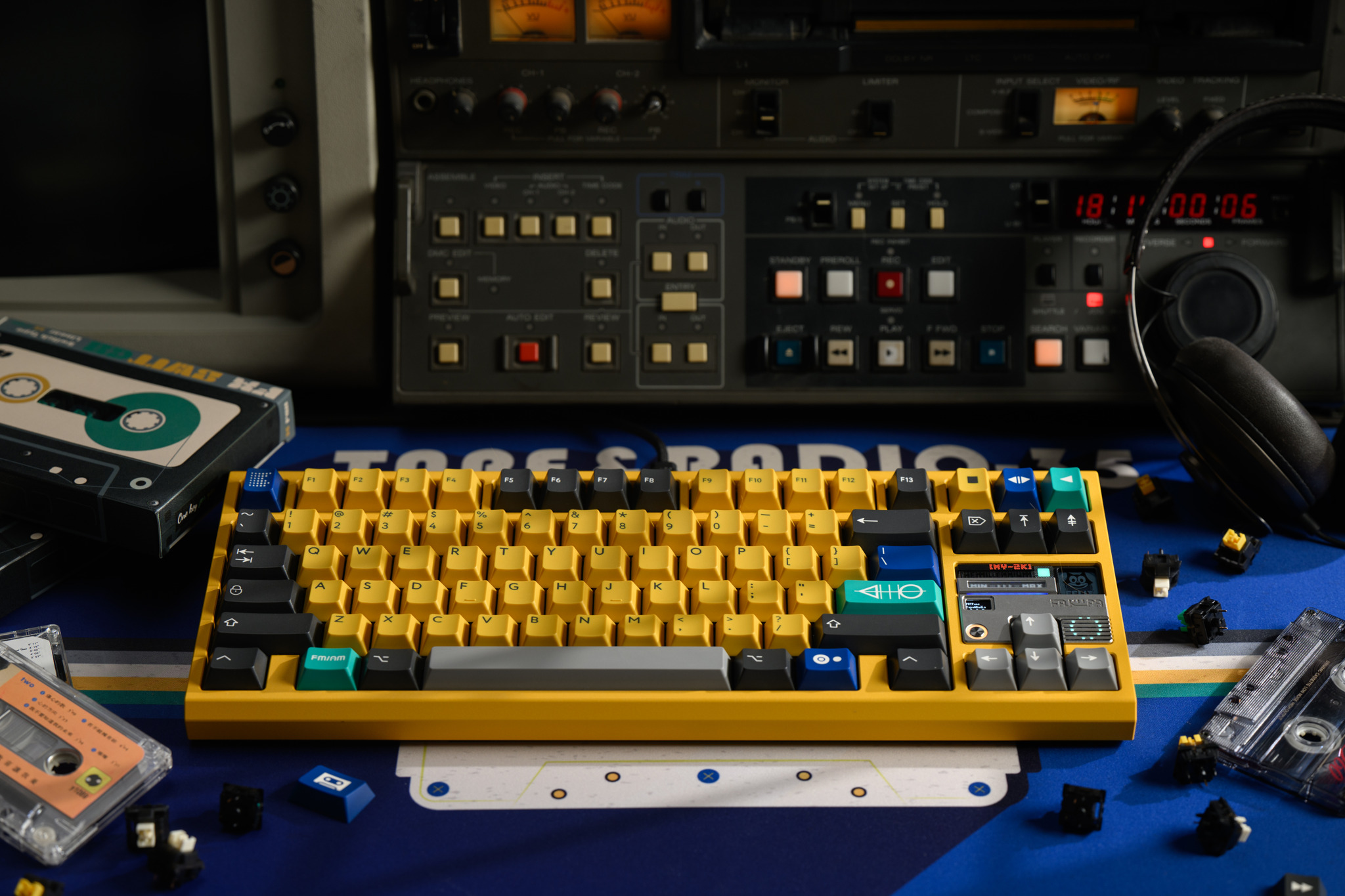 Keycap PBTfans Tape & Radio Cherry PBT Doubleshot