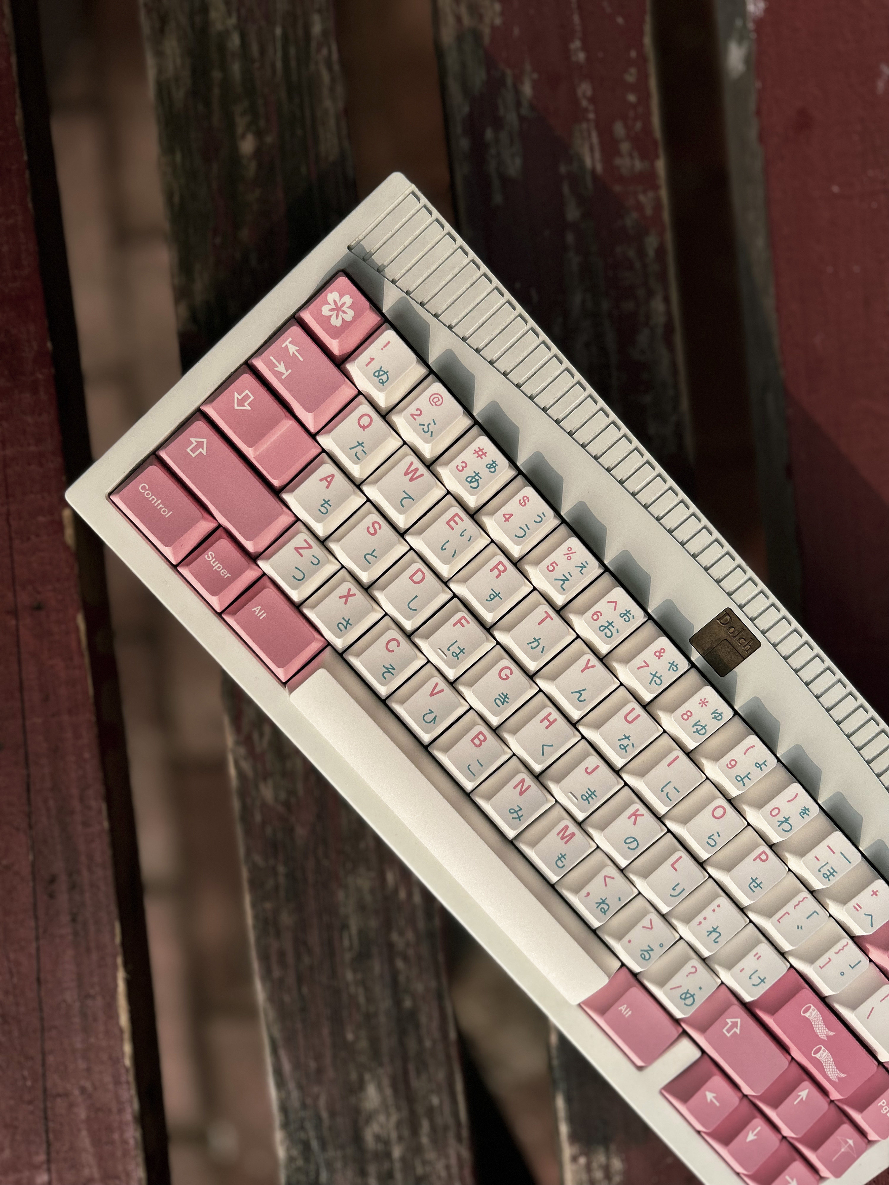 [In Stock] Keycap Walker Sakura Cherry PBT Dyesub