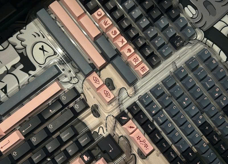 [In Stock] Keycap Walker Night Sakura Cherry PBT Dyesub