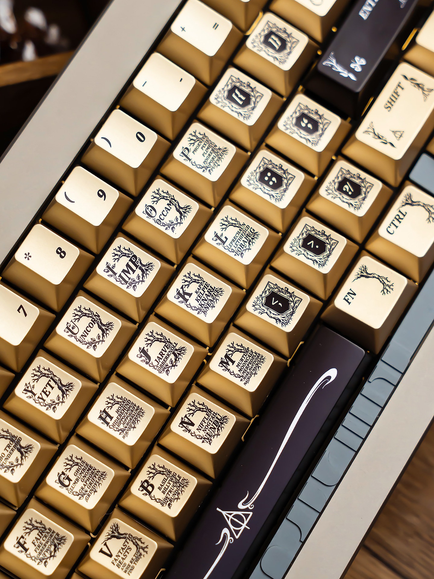 [In Stock] Keycap Cherry TapTempo Black Gold Metal PBT Dyesub