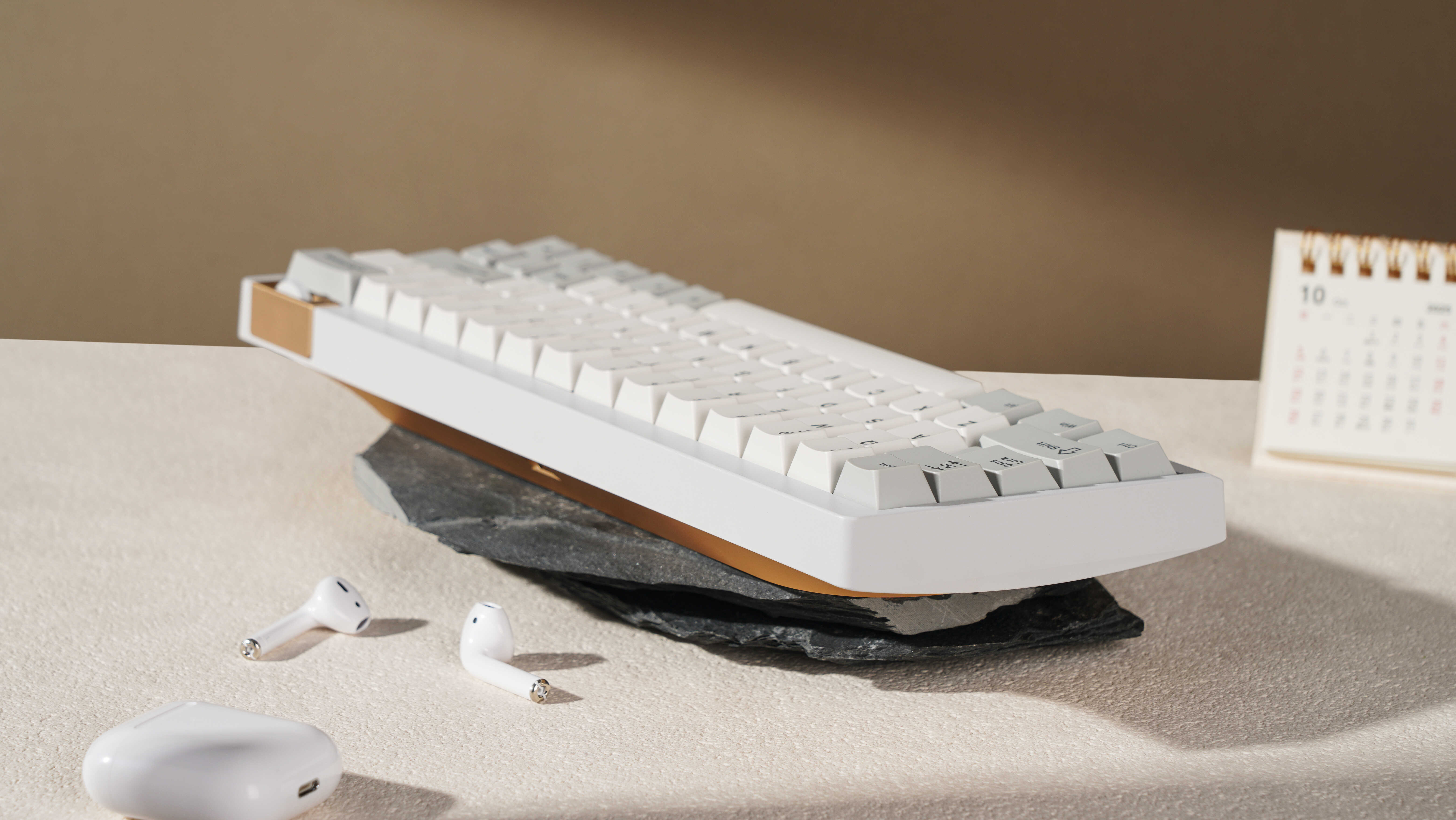 [GB] Zoom64 Mechanial Keyboard Kit - Moonstone White