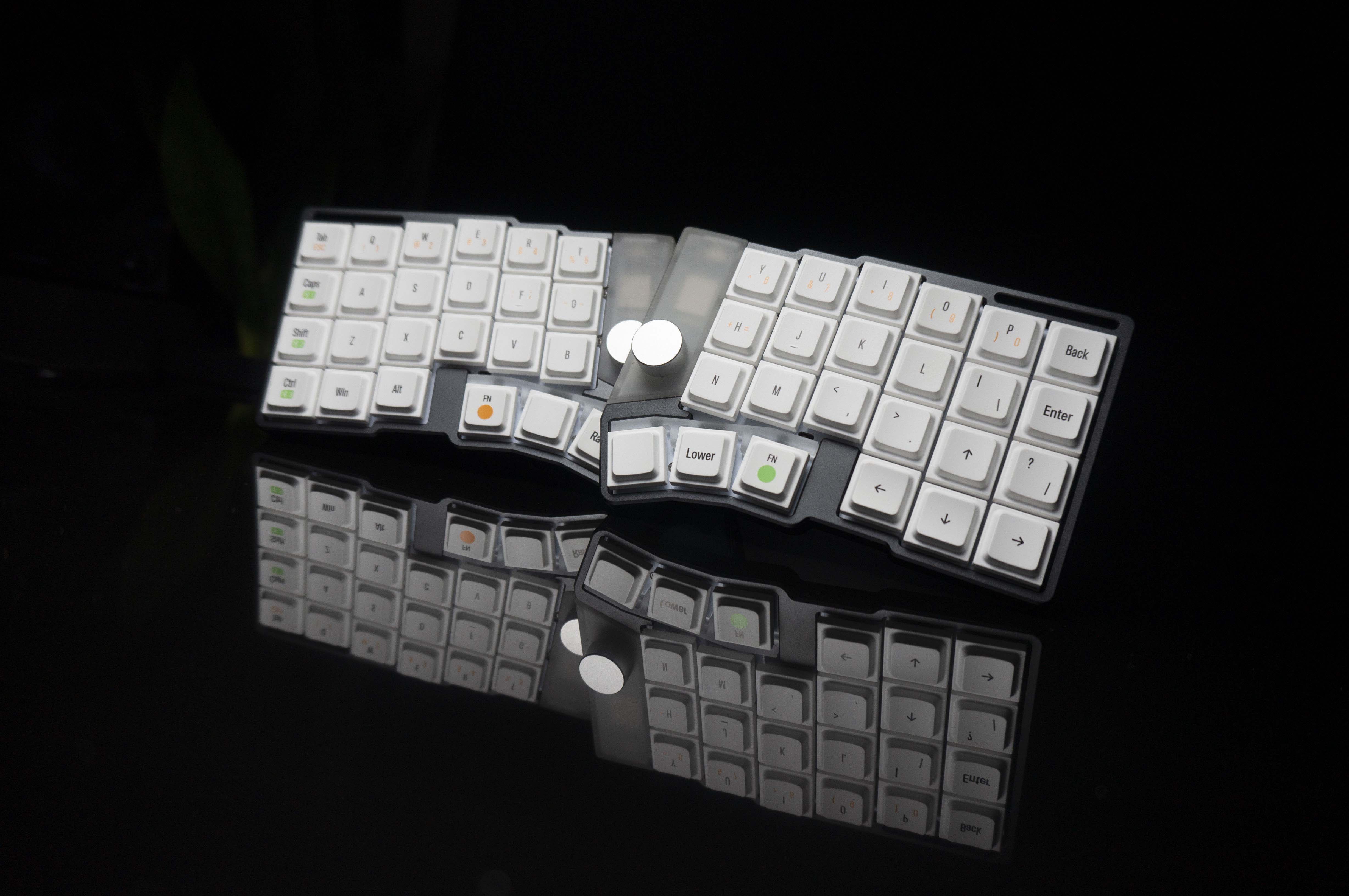 [Extra GB] Bàn phím Cornix Prebuilt | Split Keyboard | Nhôm CNC | Tách đôi Công thái học