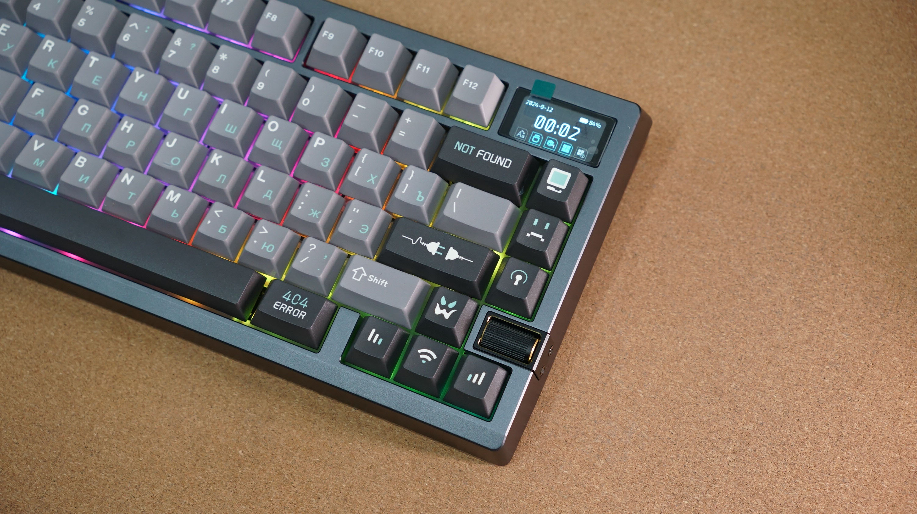 [Prebuilt by Sói] Zoom75 Tiga Gunmetal Gray - Sw Neo Oat - Keycap Aifei Error 404