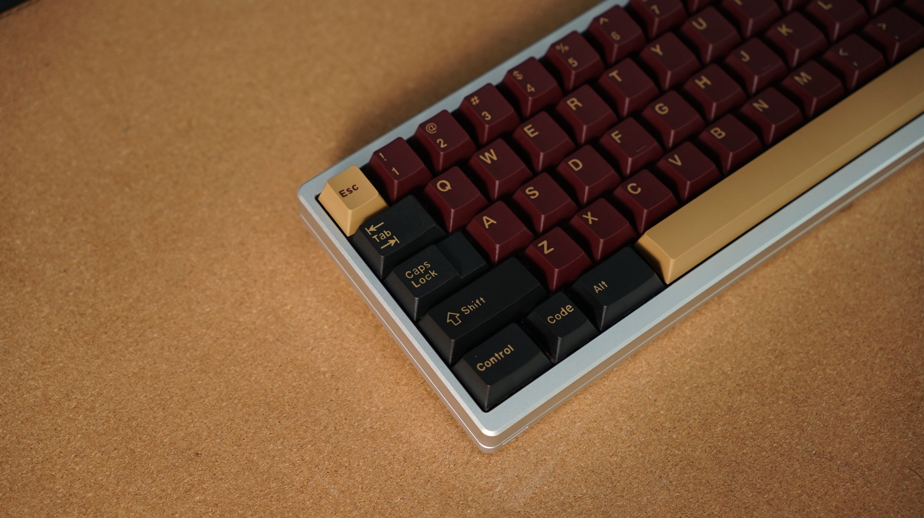 [Prebuilt by Sói] BD60 Anodized Quick Silver - Hutt - Keycap Red Samurai