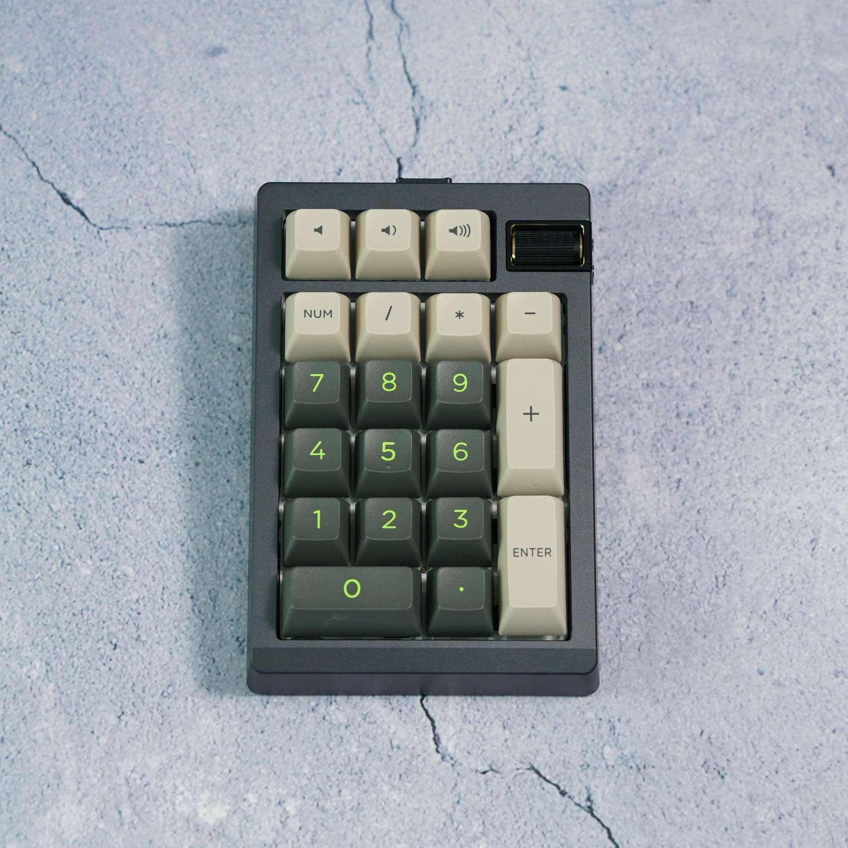 [Prebuilt by Sói] Zoompad Tiga