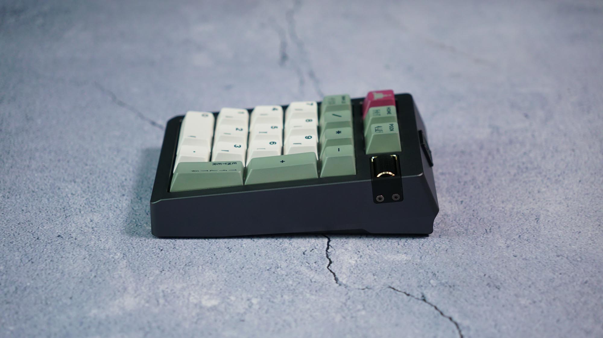 [Prebuilt by Sói] Zoompad Tiga