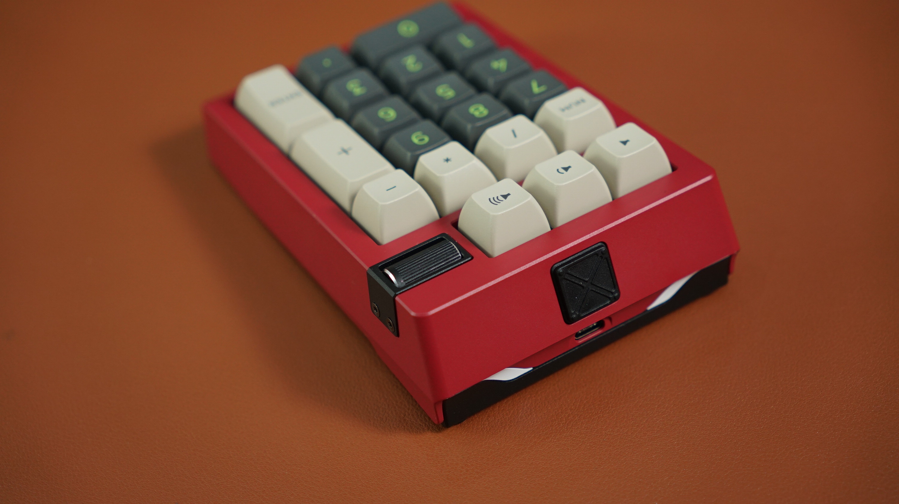 [Prebuilt by Sói] Zoompad Tiga