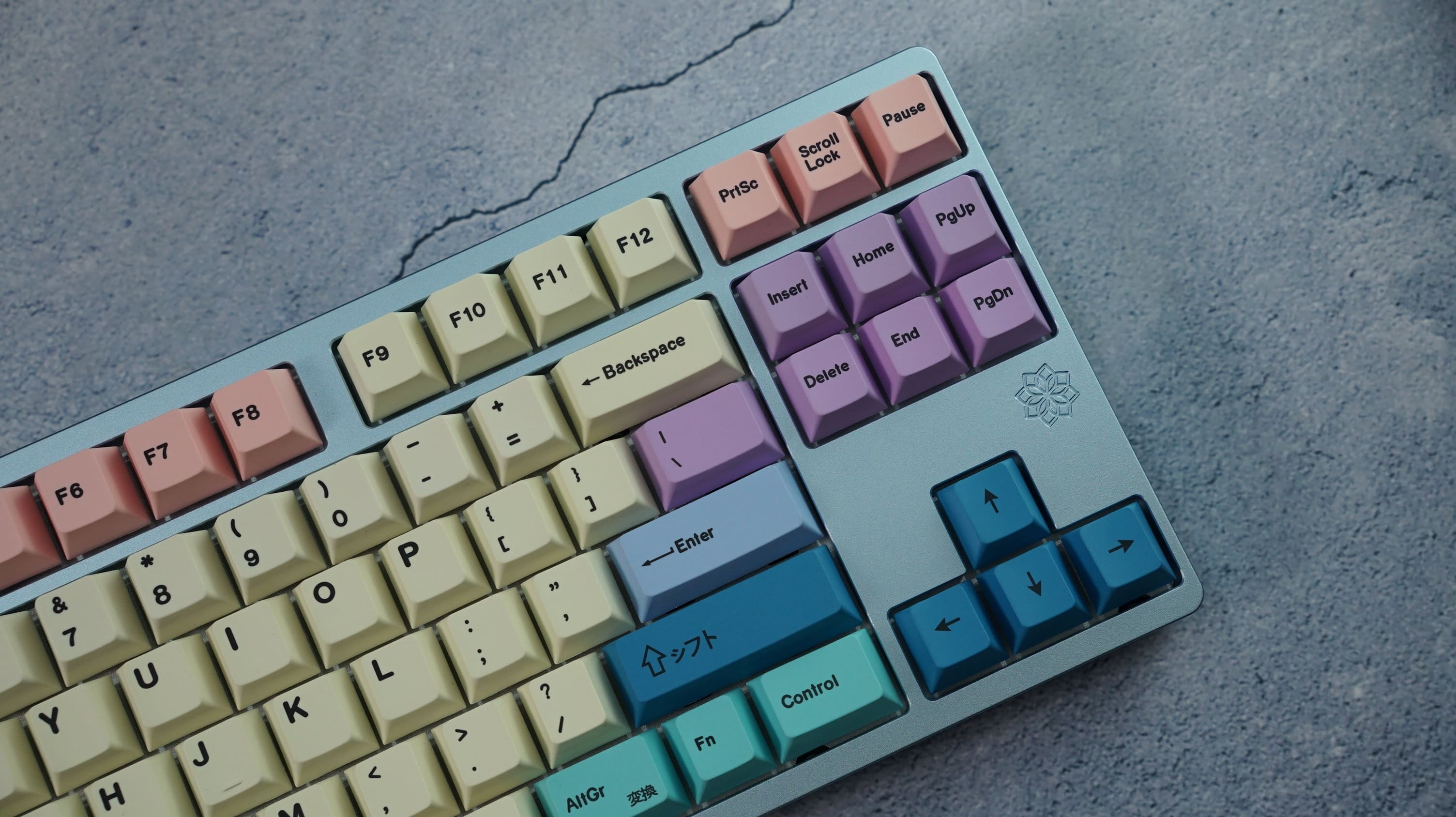 [Prebuilt by Sói] Molly80 Anod Blue - WK- Switch Neo Azure Linear - Keycap Cherry Fairy Gradient R2