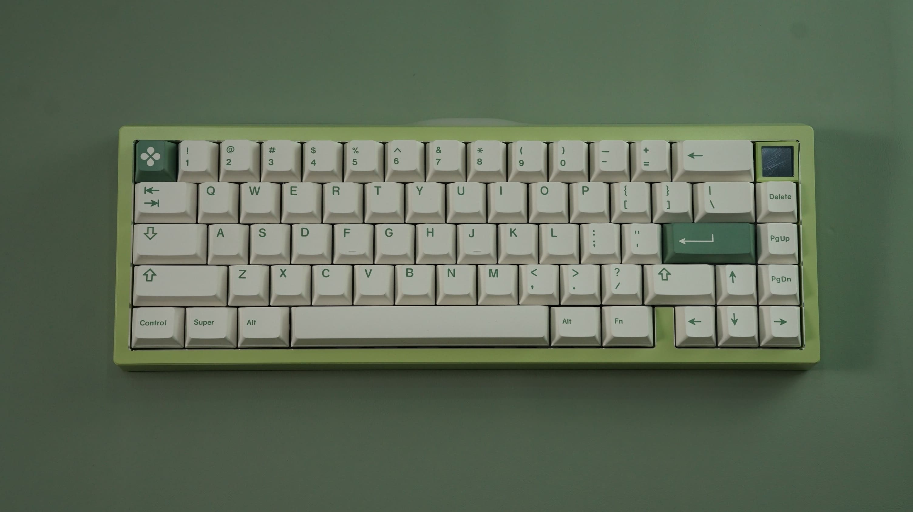 [Prebuilt by Sói] Zoom65 V3 - E-Milky Green - Neo Azure - Dandy White