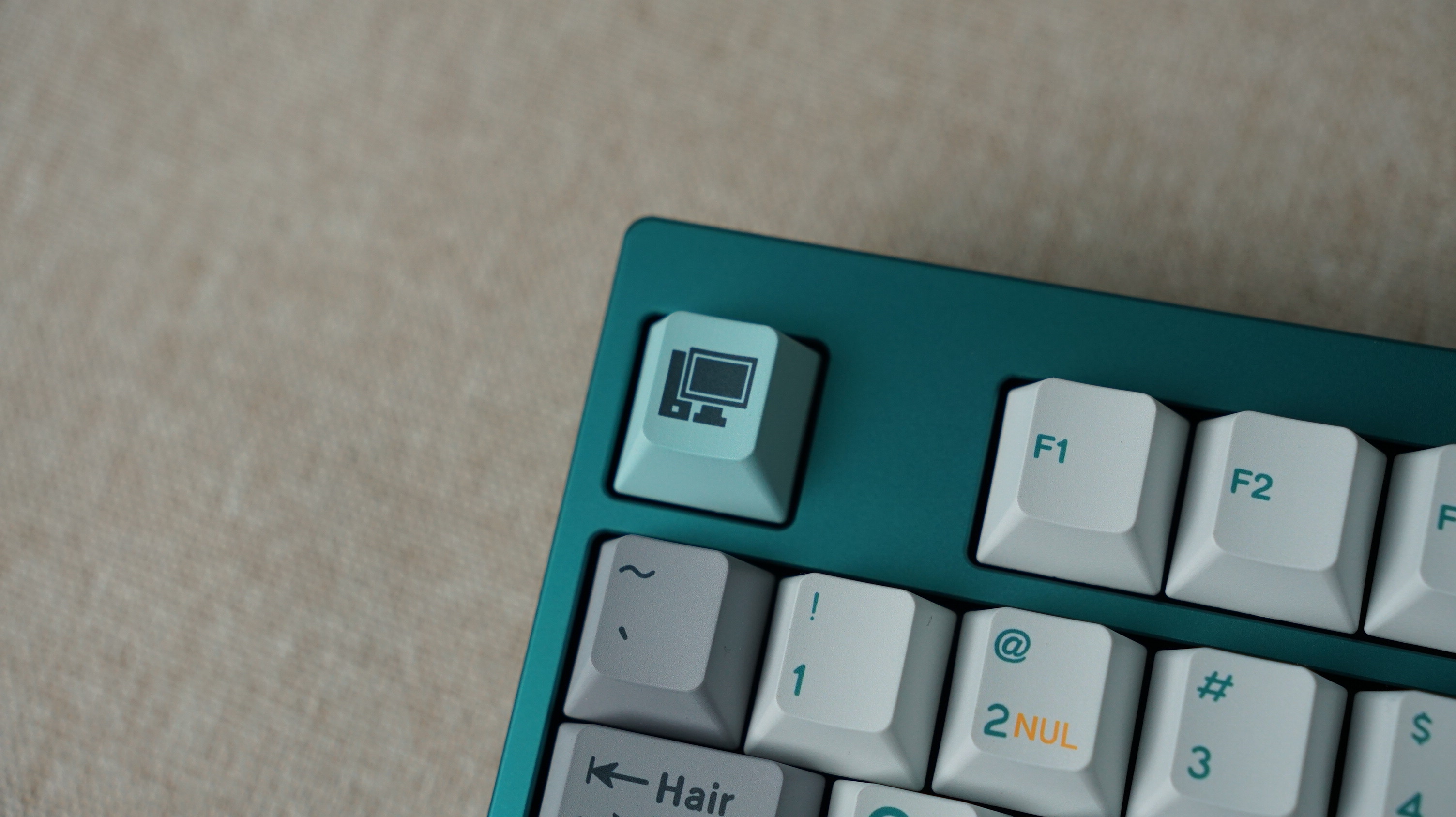 [Prebuilt by Sói] Cycle 8 Peacock - Switch Kailh BCP - Keycap Walker Cherry Retro Revolution