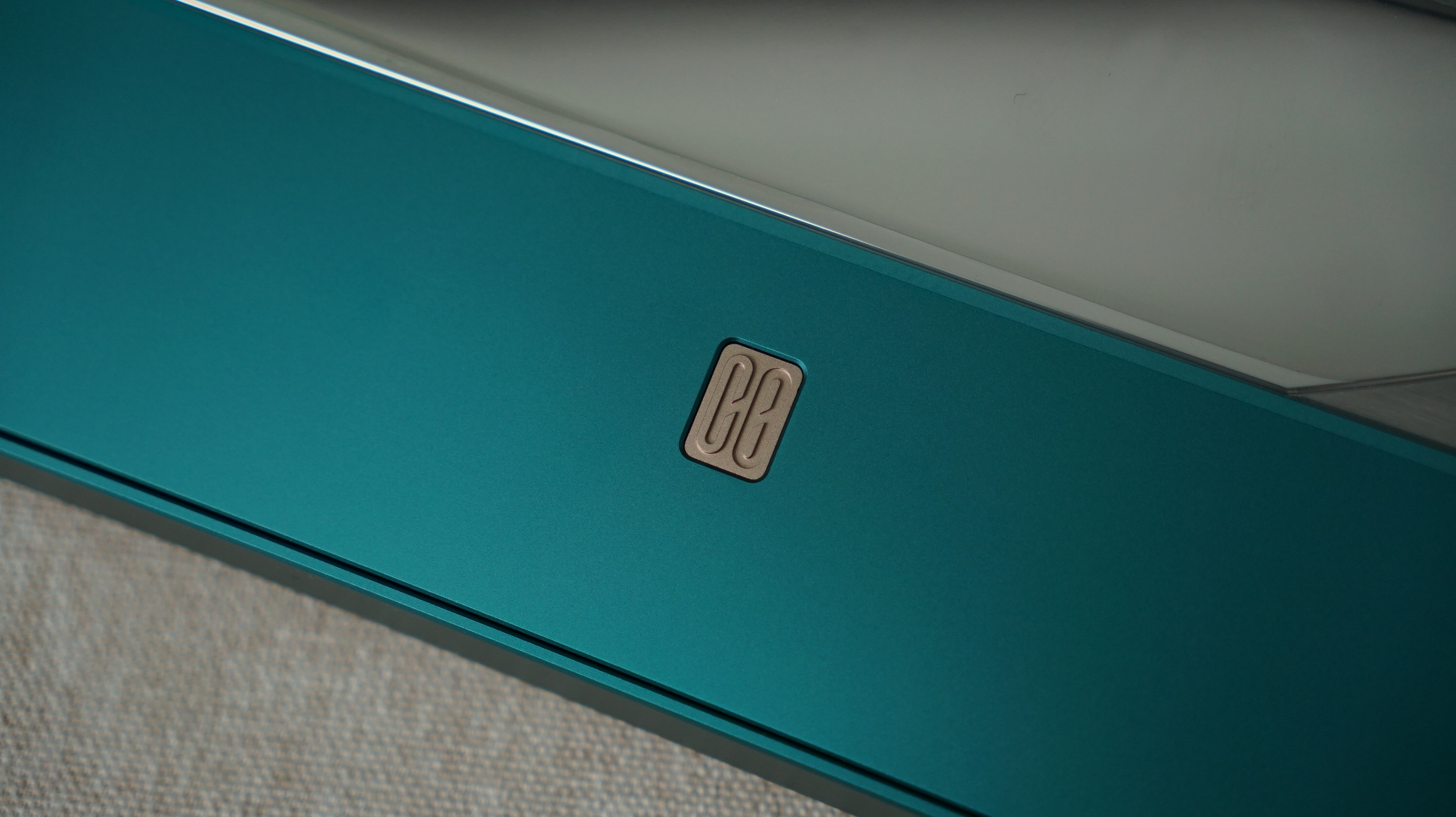 [Prebuilt by Sói] Cycle 8 Peacock - Switch Kailh BCP - Keycap Walker Cherry Retro Revolution