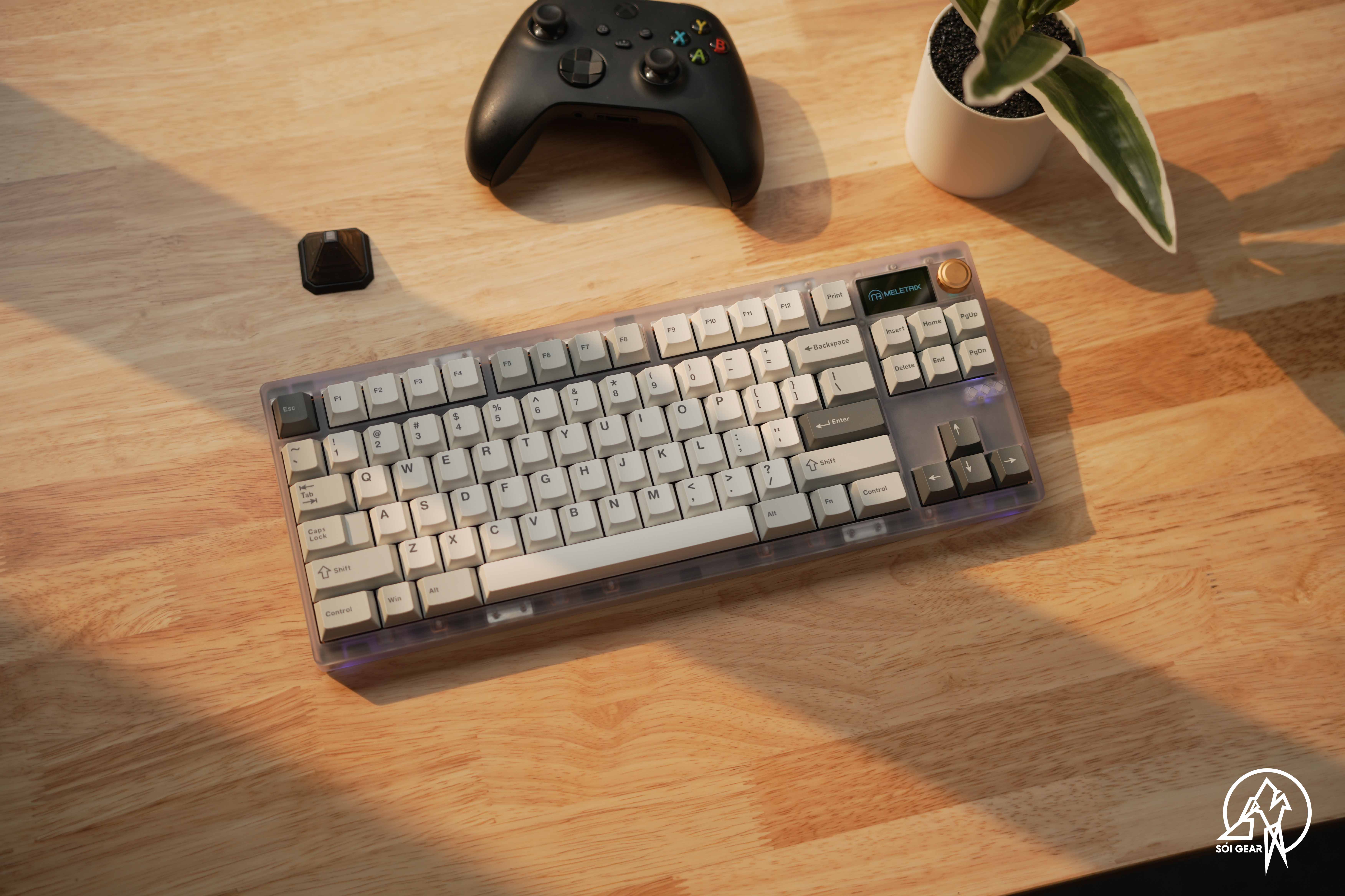 [Prebuilt by Sói] Zoom TKL DYNA - Frosted Clear - Keygeek Full Nylon - WS Gray Skies