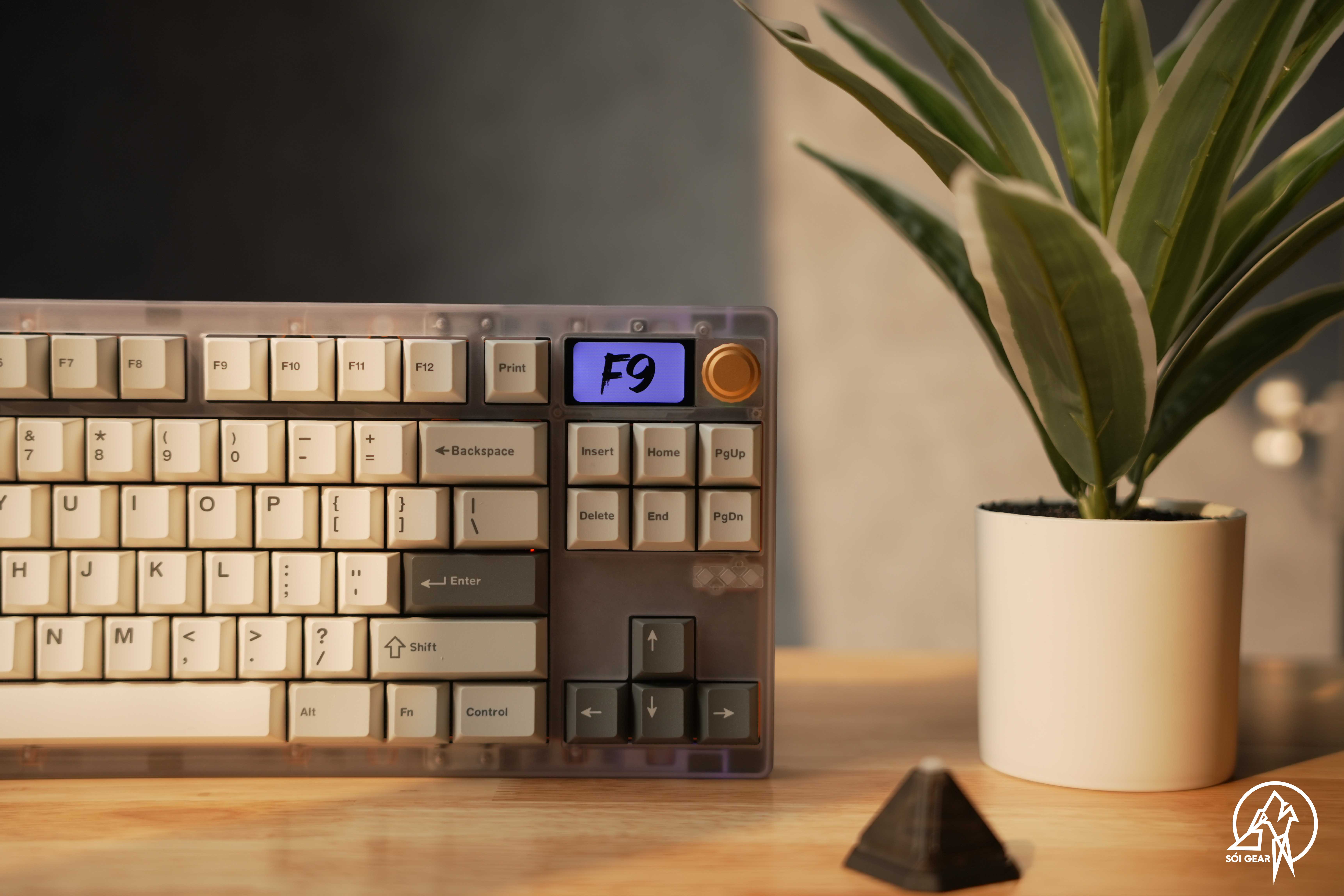 [Prebuilt by Sói] Zoom TKL DYNA - Frosted Clear - Keygeek Full Nylon - WS Gray Skies