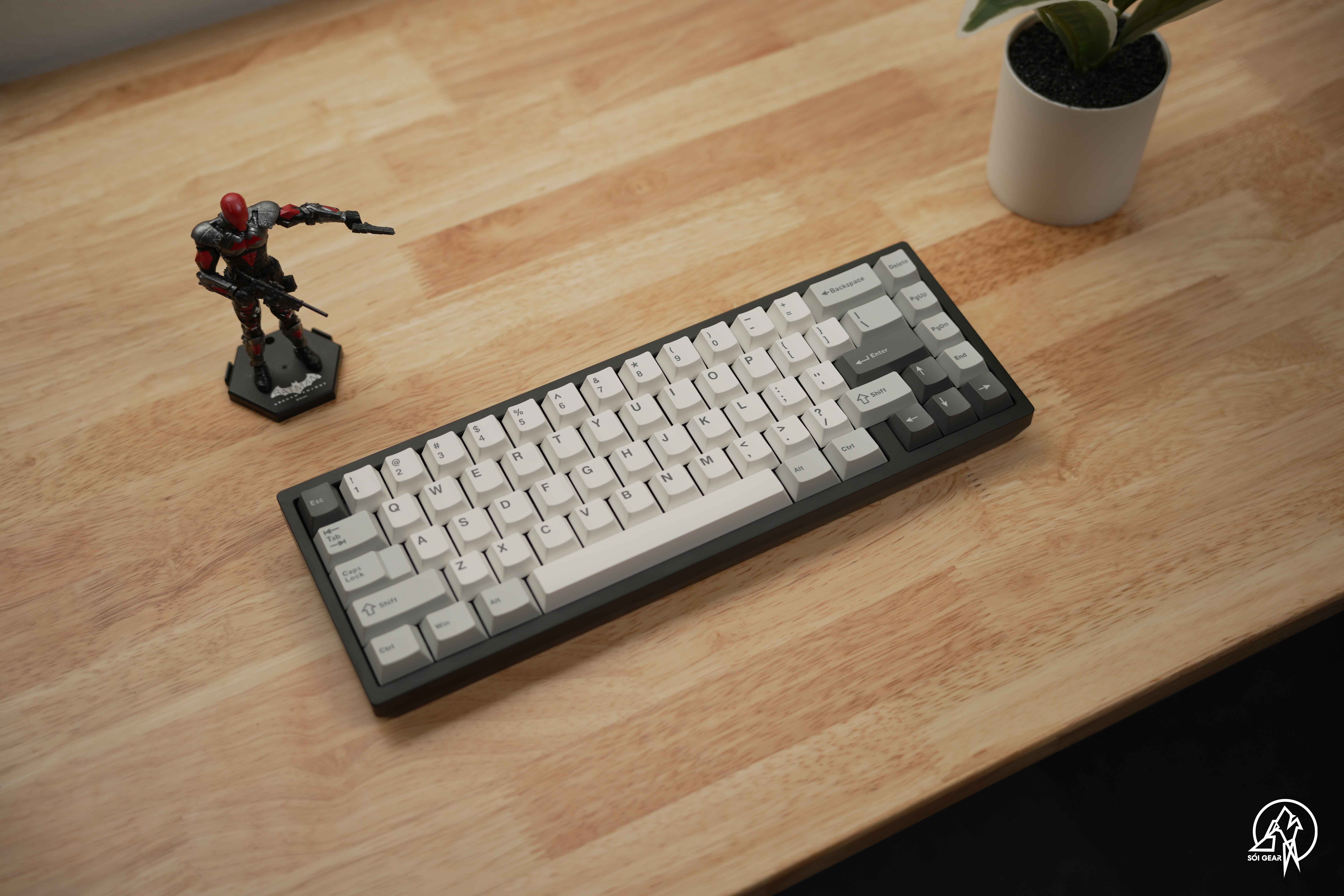 [Prebuilt by Sói] Mode Envoy Chassis Black - Keygeek Full Nylon - WS Gray Skies