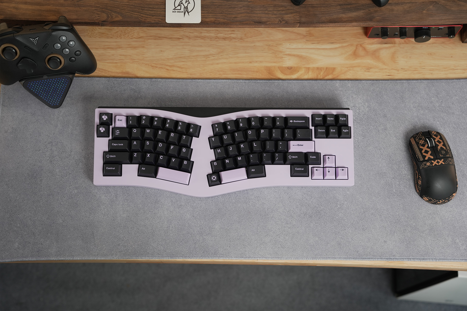 [Prebuilt by Sói] Sand Glass Ergo 70 E Purple - Cherry MX2A - Mintcaps Minimalist Black Purple PBT Dyesub