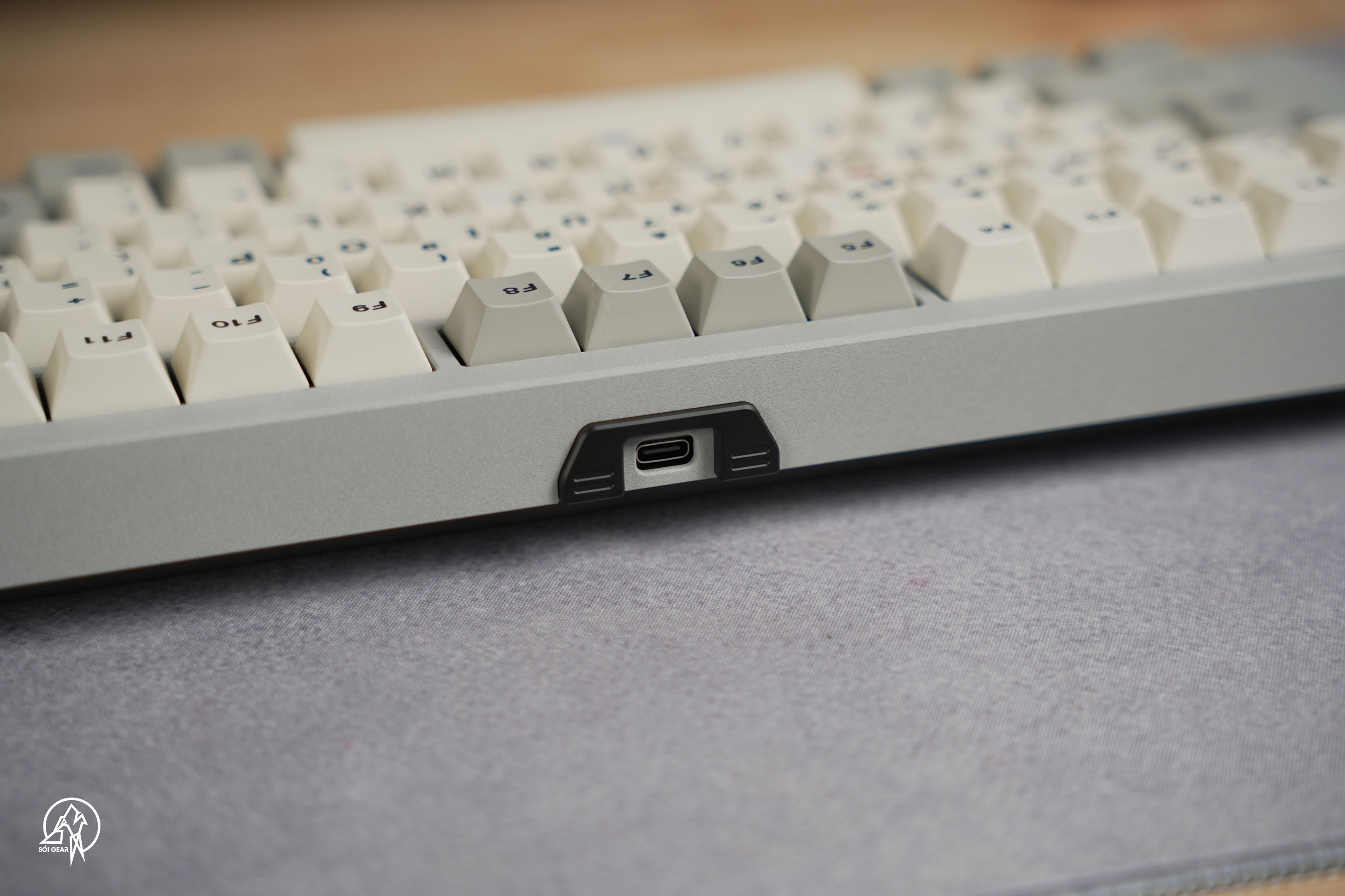[Prebuilt by Sói] VINTEM75 Cement Gray - Keygeek Full Nylon - Mintcaps Cherry Retro100