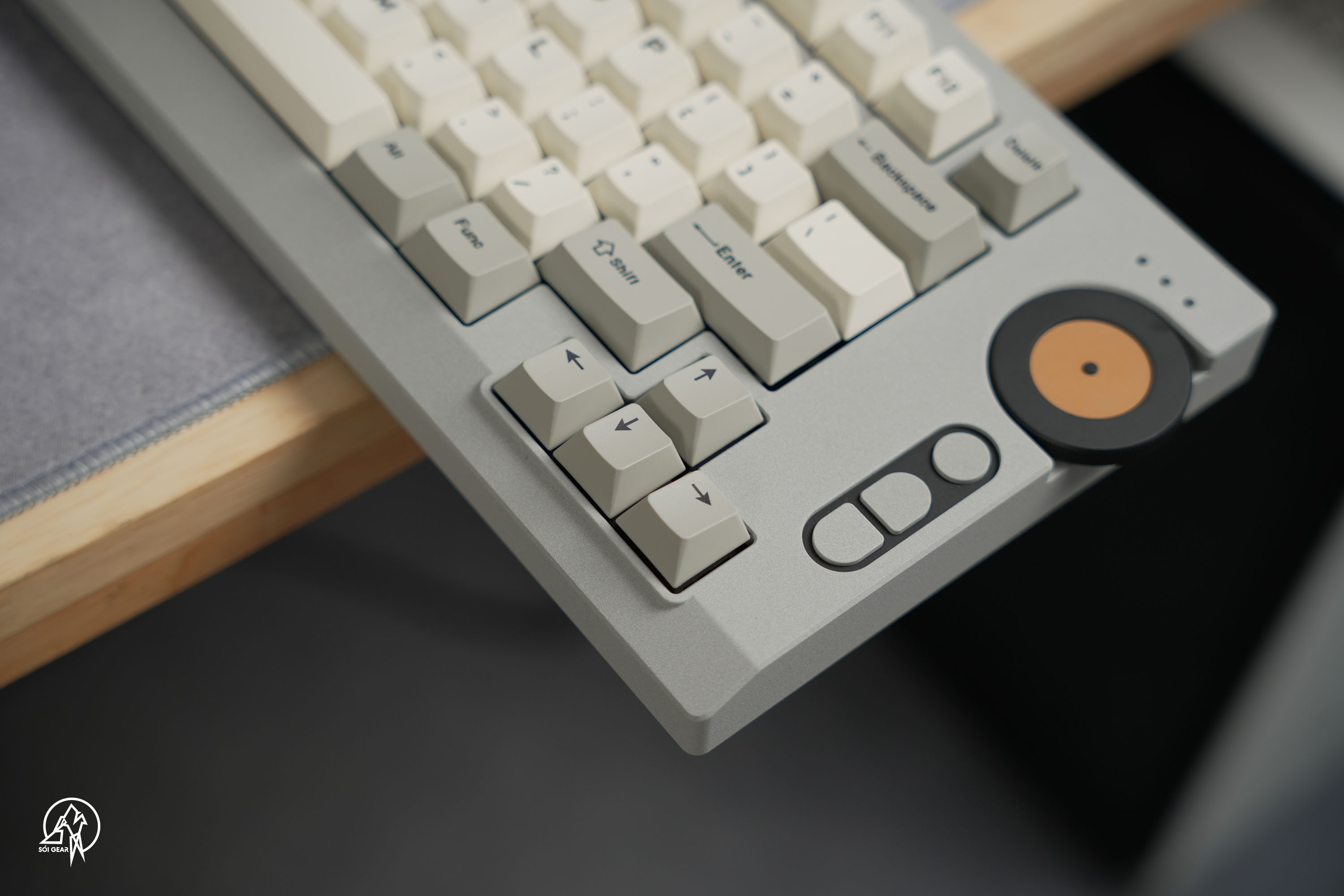[Prebuilt by Sói] VINTEM75 Cement Gray - Keygeek Full Nylon - Mintcaps Cherry Retro100