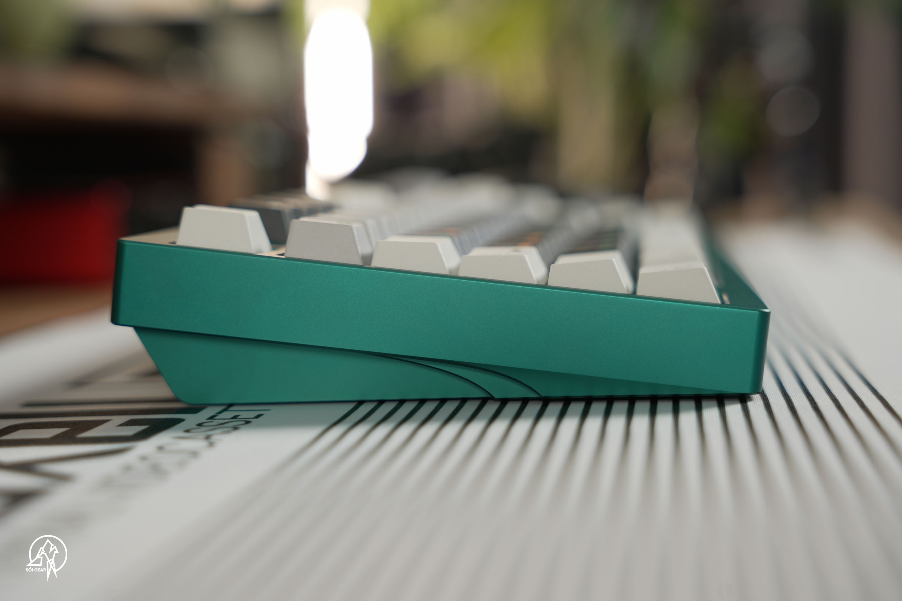 [Prebuilt by Sói] Cycle 8 Peacock WKL - Gateron Sea Salt Smoothie - Aifei Chemical 003