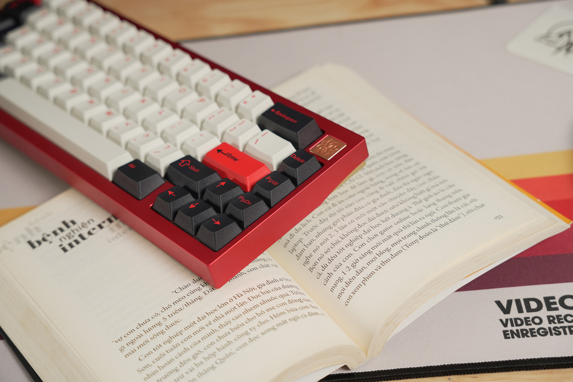 [Prebuilt by Sói] Molly65 Cu - Keygeek Intro - Walker Demon