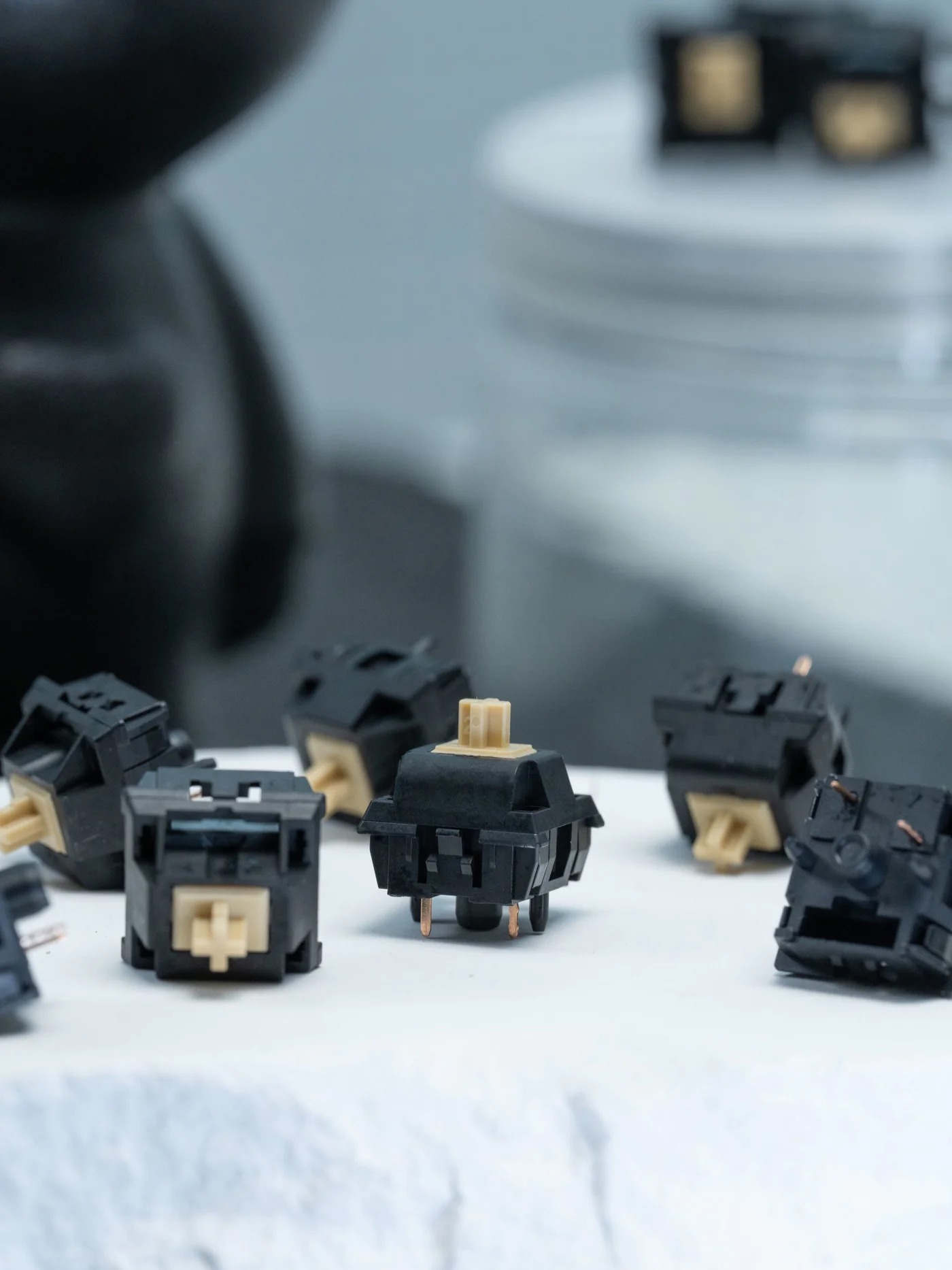 Switch Linear Keygeek x MZ Y3