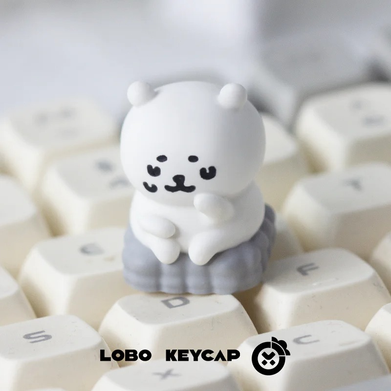 Keycap Artisan Lobo Chiikawa ngồi