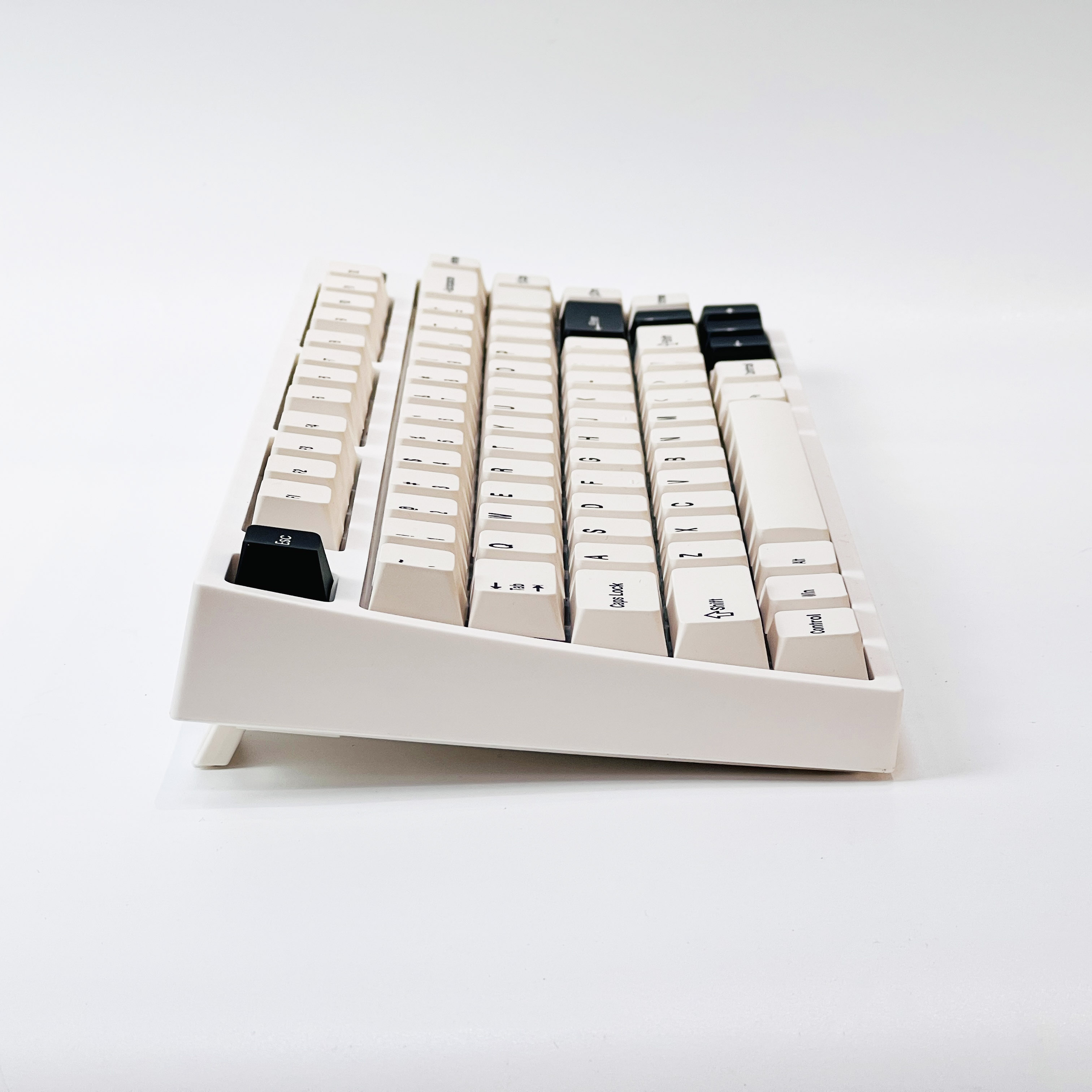 Bàn phím cơ Keydous NJ81- Mạch xuôi