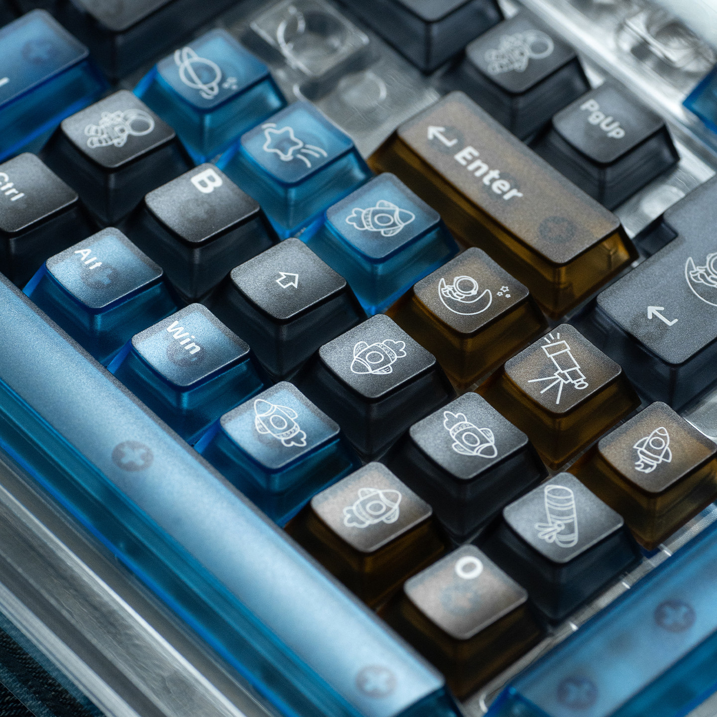 Keycap Mintcap Interstellar 2 Xuyên Led PC