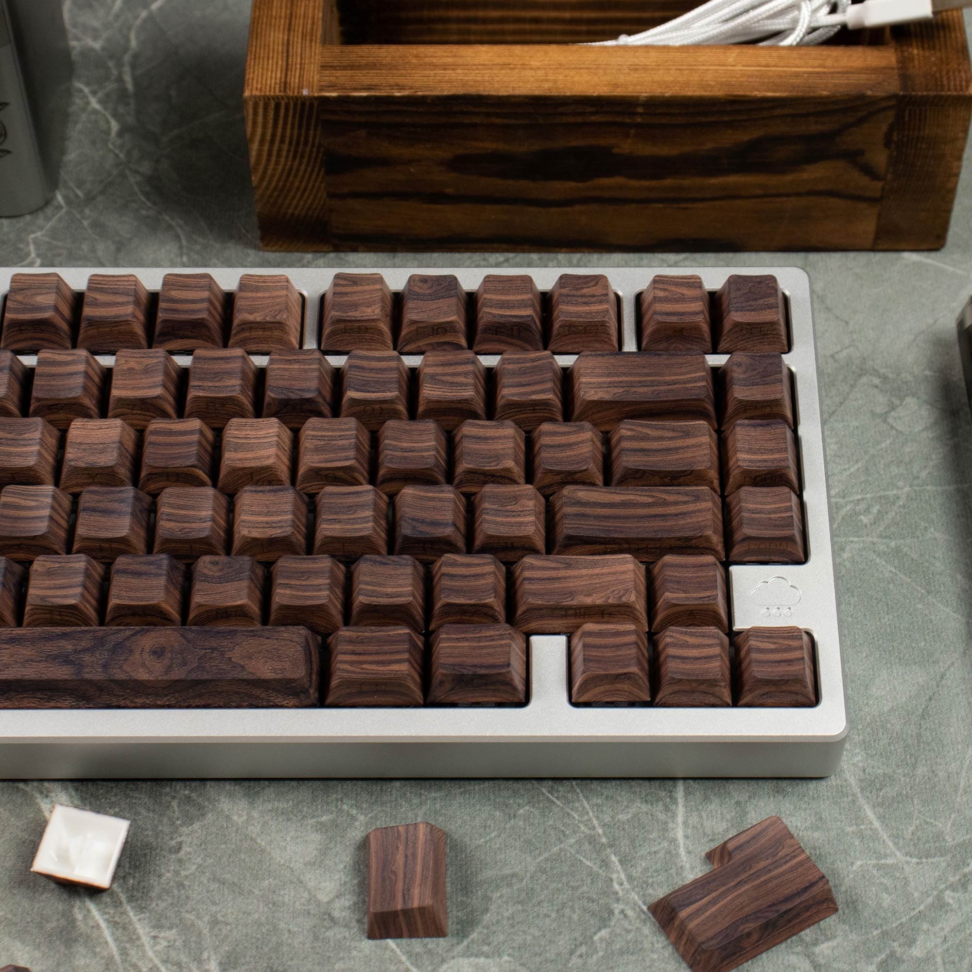 Keycap Cherry Walnut PBT Dyesub Xuyên Led