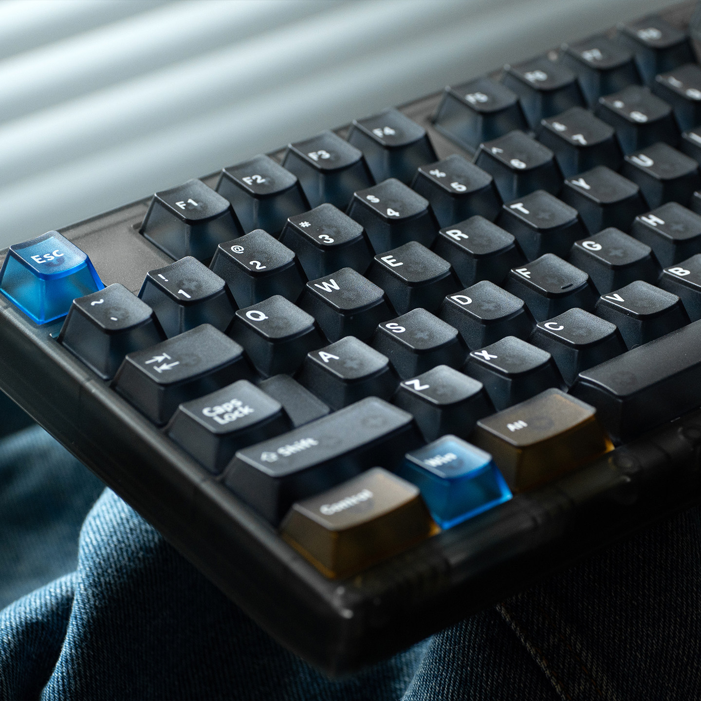 Keycap Mintcap Interstellar 2 Xuyên Led PC