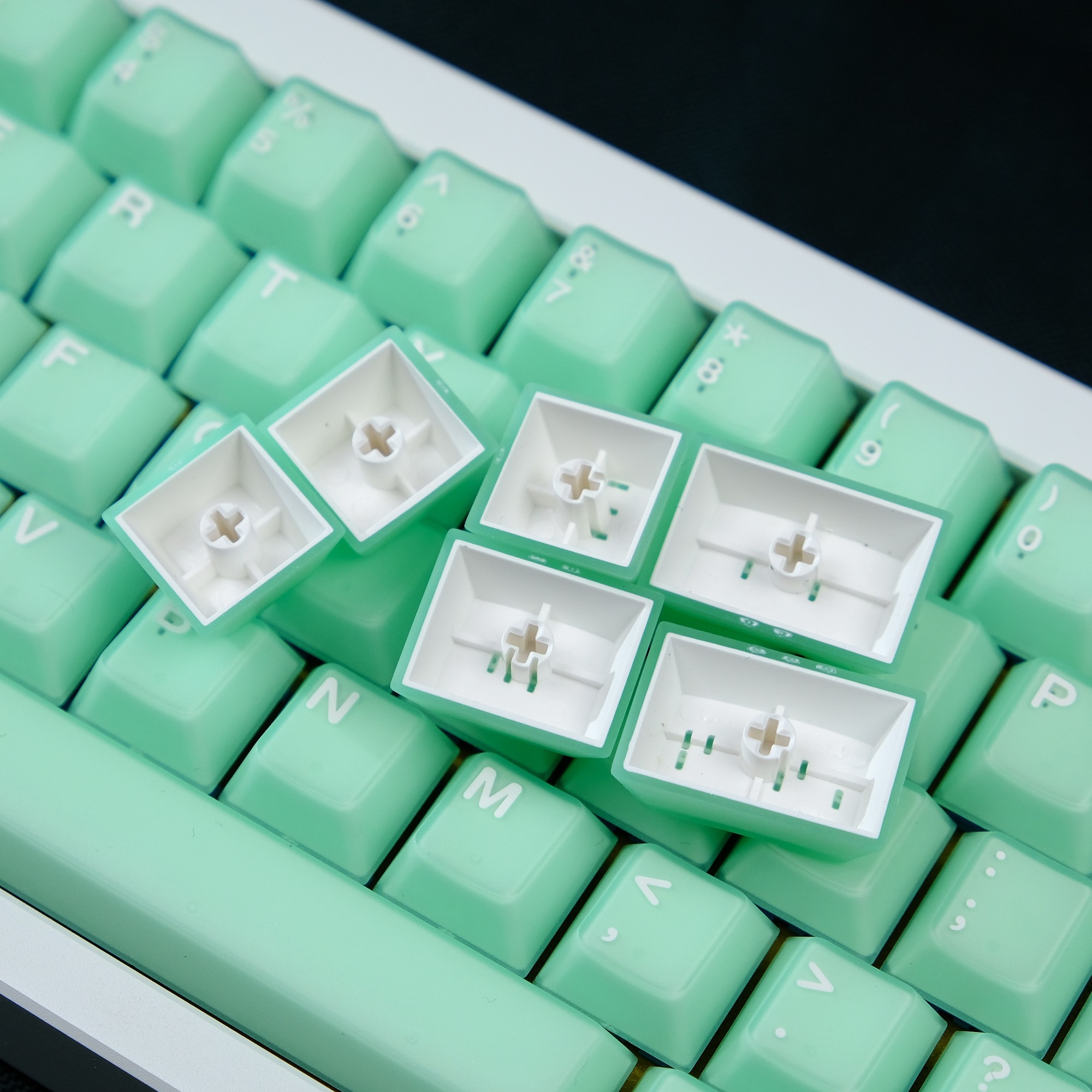 [In-stock] Keycap Cherry Aifei Pyga Jinyu Semi-Transparent ABS Doubleshot