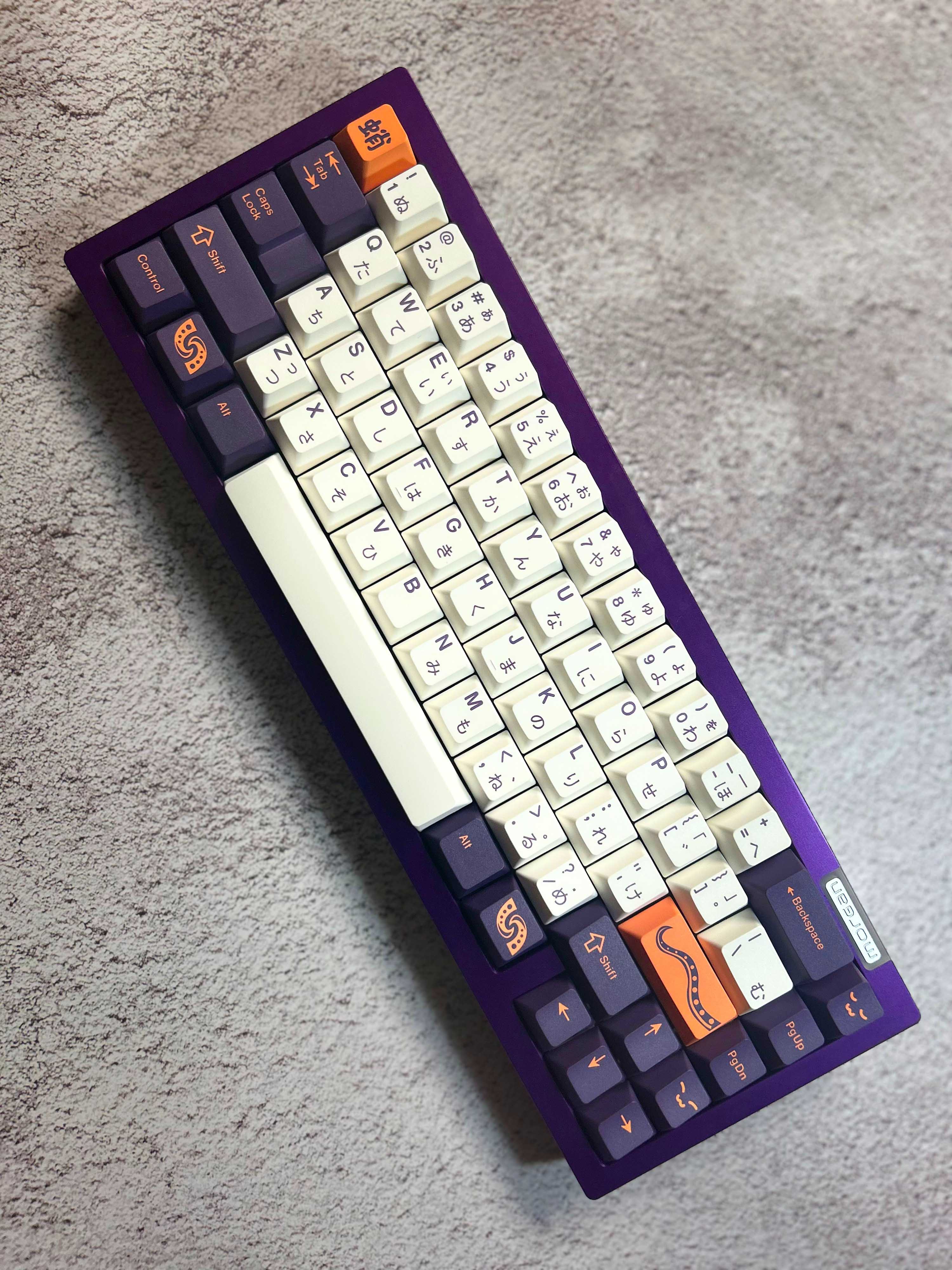 [Instock] Keycap Walker Cherry Tako PBT dyesub