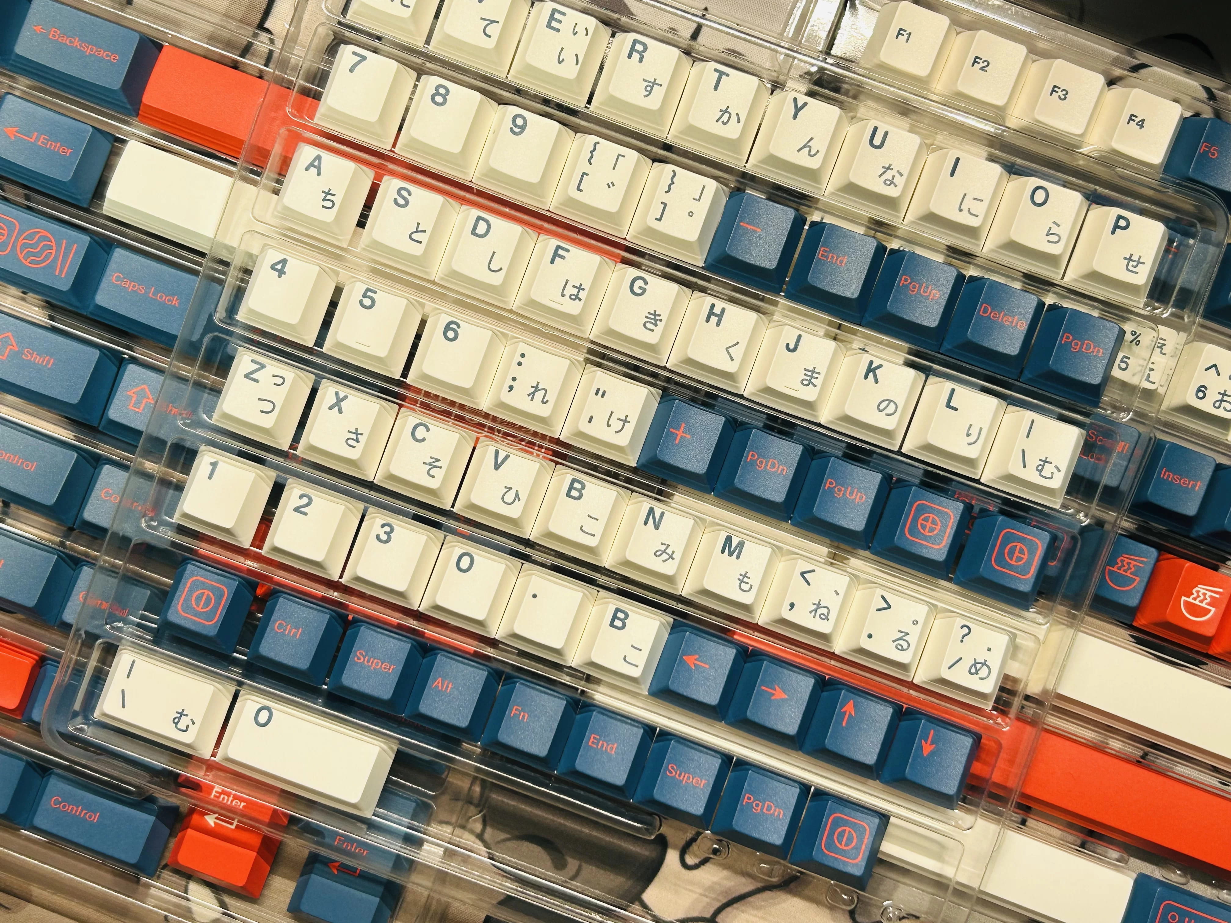 [In Stock] Keycap Walker Bento Cherry PBT Dyesub