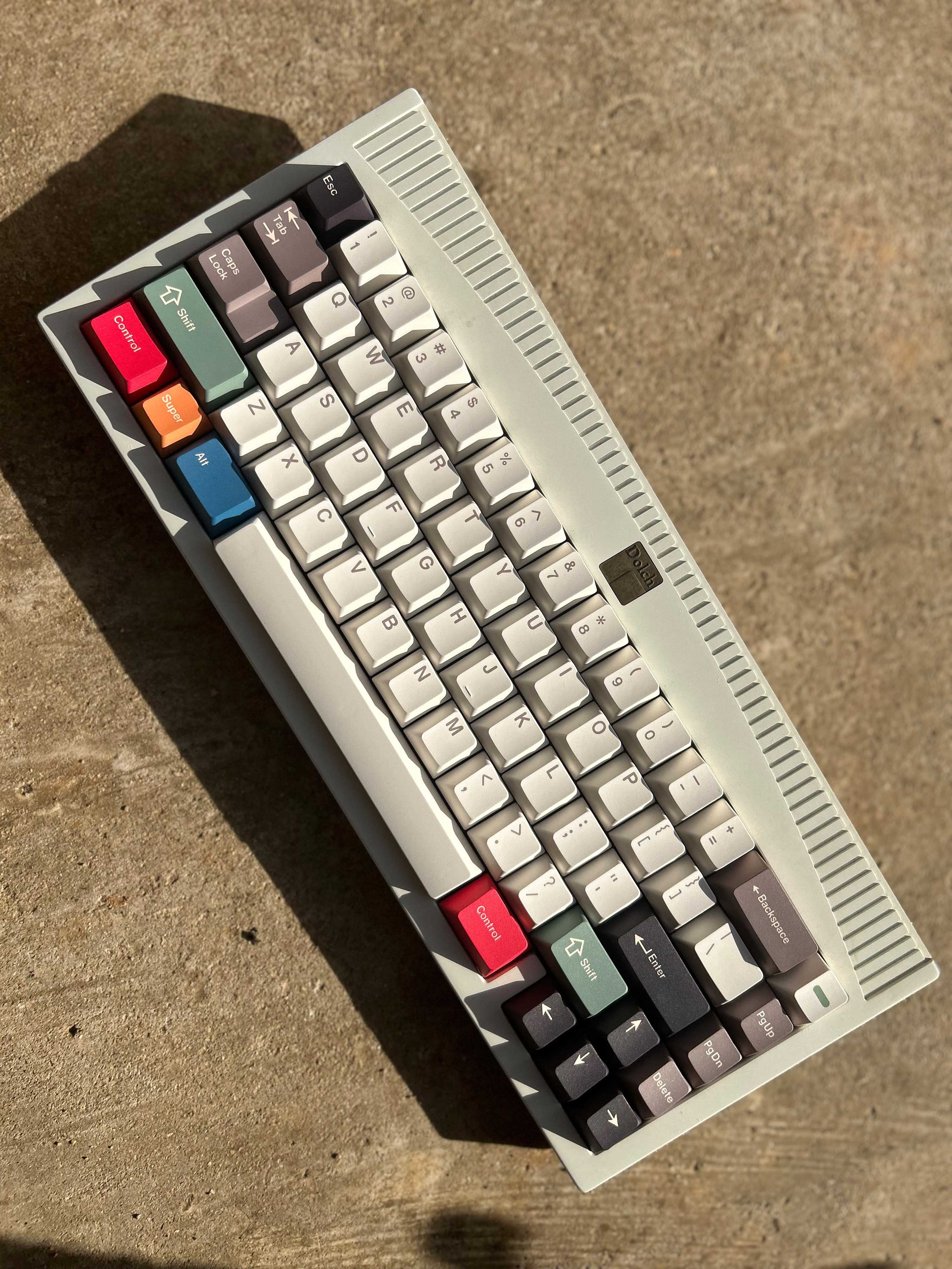 [In Stock] Keycap Walker Cherry Foundation PBT Dyesub