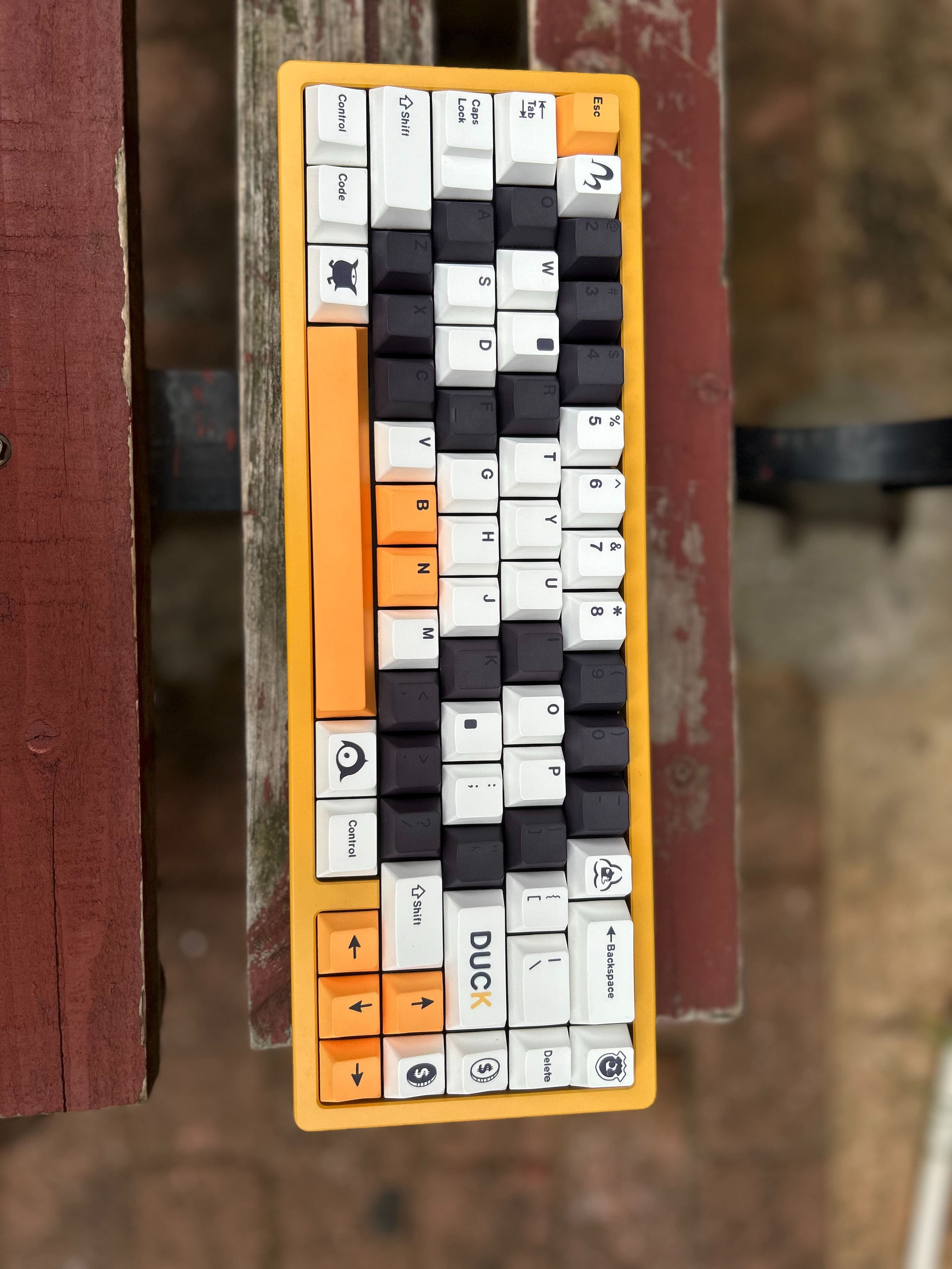 Keycap Walker Cherry  Duck PBT Dyesub