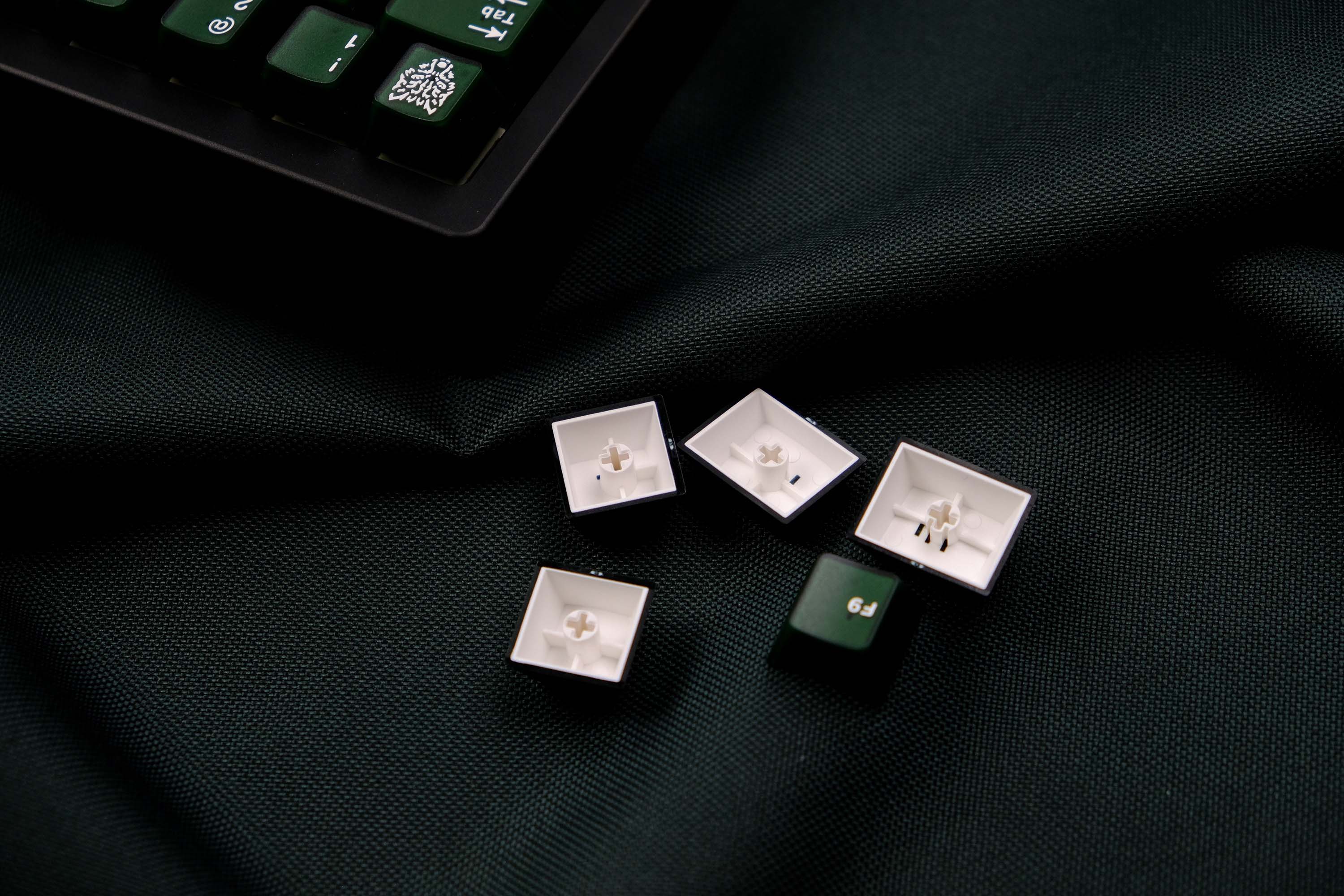[In Stock] Keycap Cherry Aifei Pyga Green Semi-Transparent ABS Doubleshot