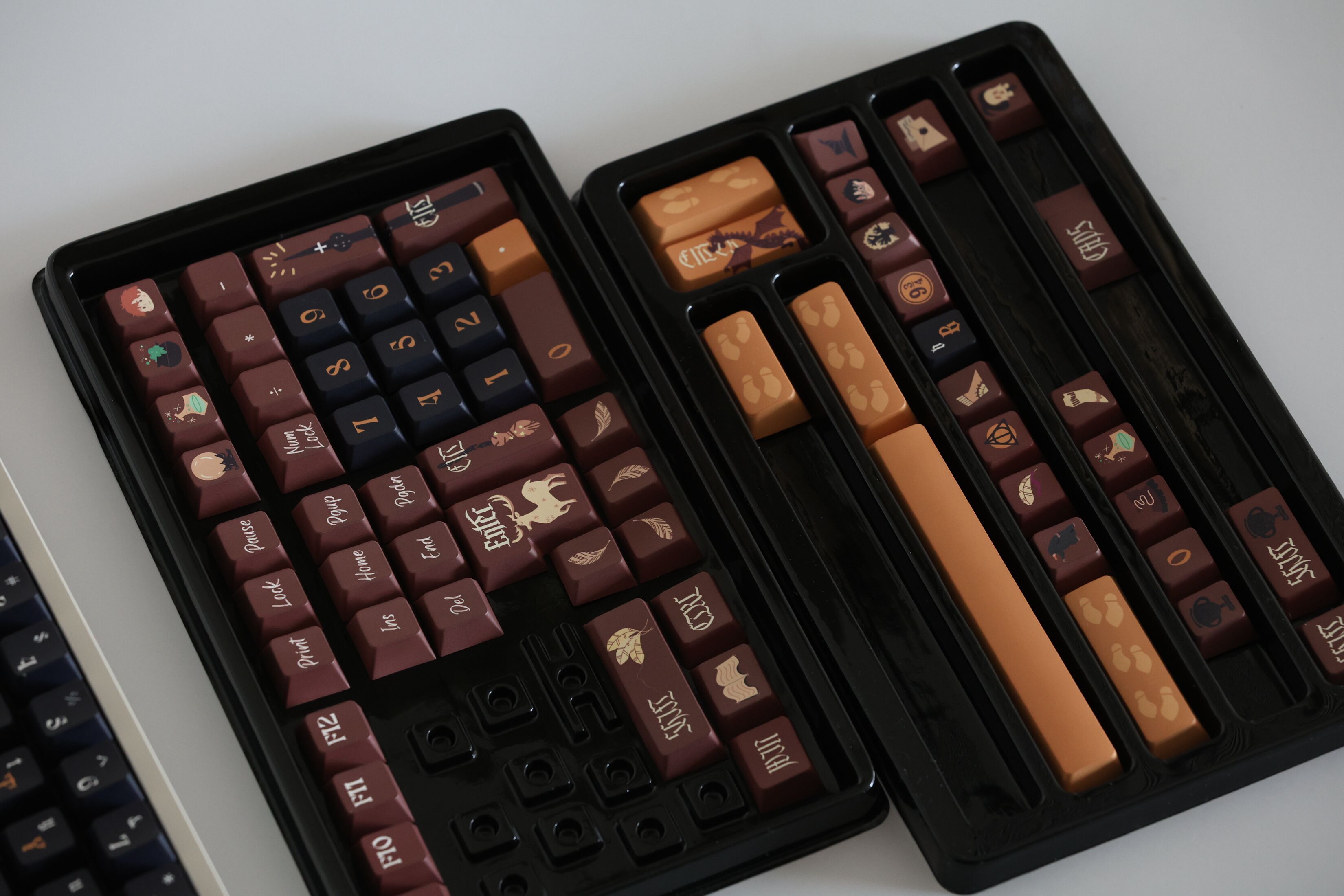 [In Stock] Keycap Cherry WUKDS Harry PBT Dyesub
