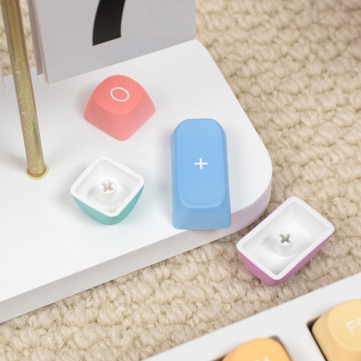 Keycap MOA Mintcaps Rainbow Hồng PBT Dyesub