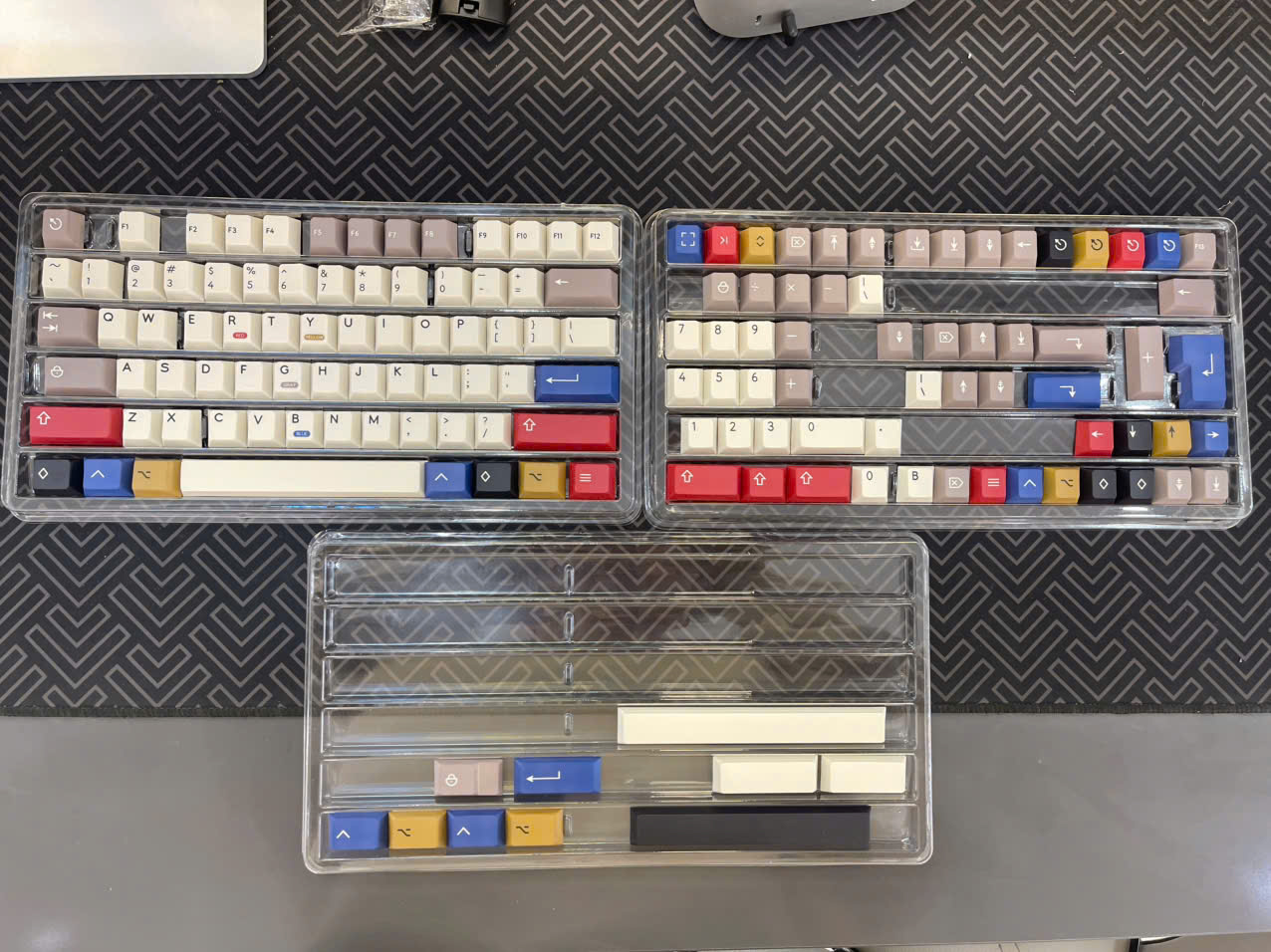 Keycap Walker Cherry Retro100 PBT Dyesub (Icon)