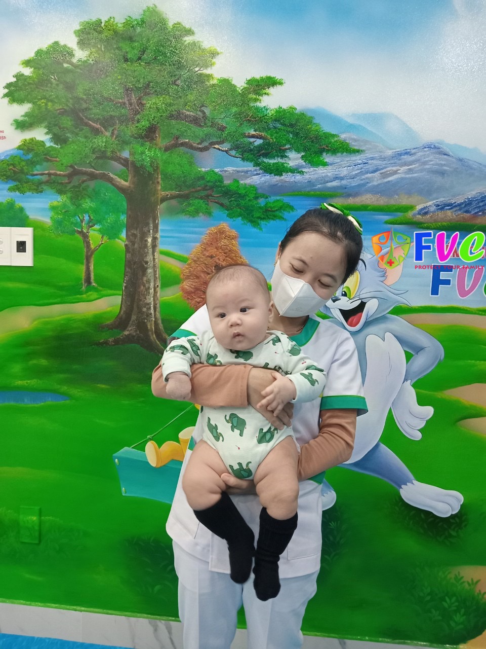 Thời tiết nồm ẩm, chuyên gia cảnh báo nguy cơ trẻ dễ mắc Rotavirus