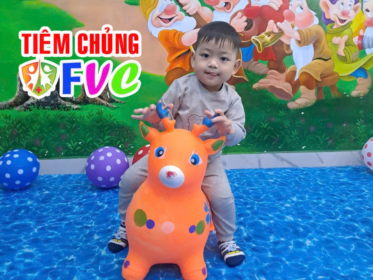 Người bố nhập viện nặng do biến chứng thủy đậu lây từ con gái